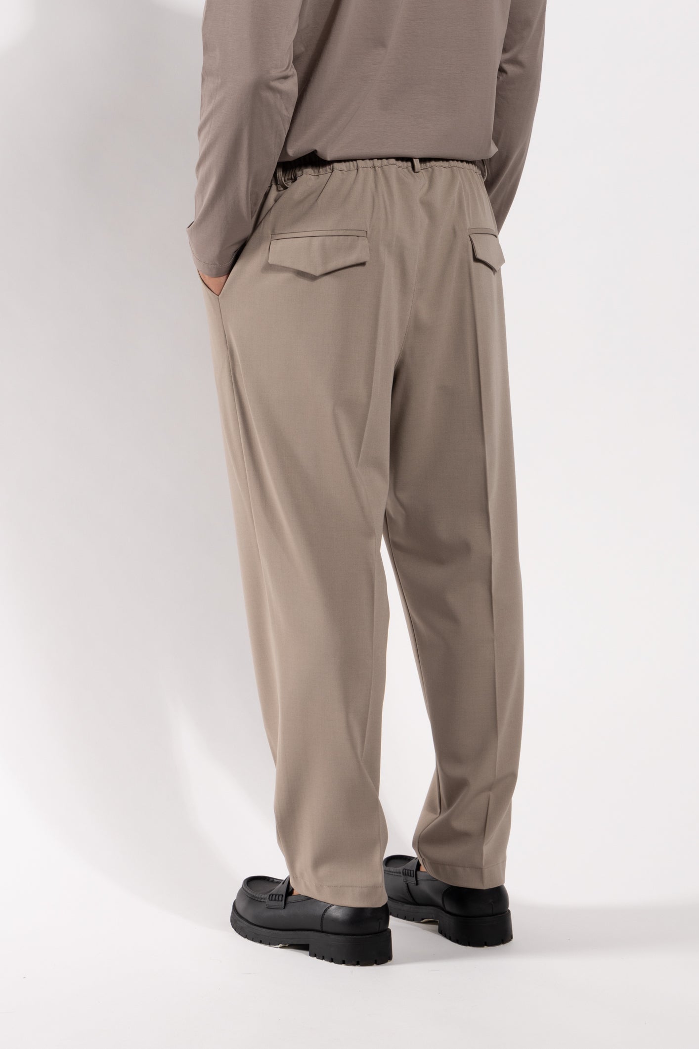 Pantalone Gavroche strutturato con vestibilità morbida