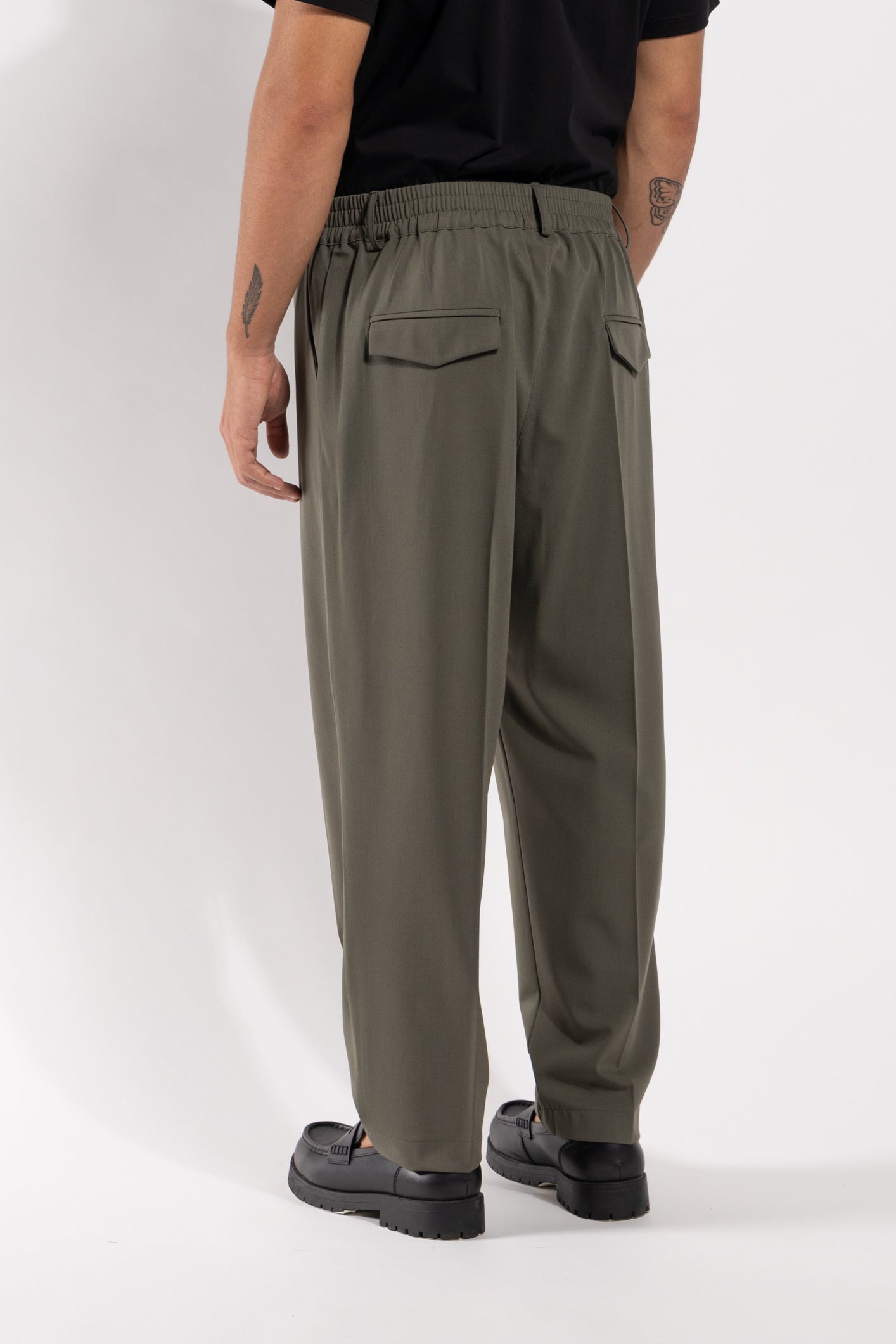 Pantalone Gavroche strutturato con vestibilità morbida