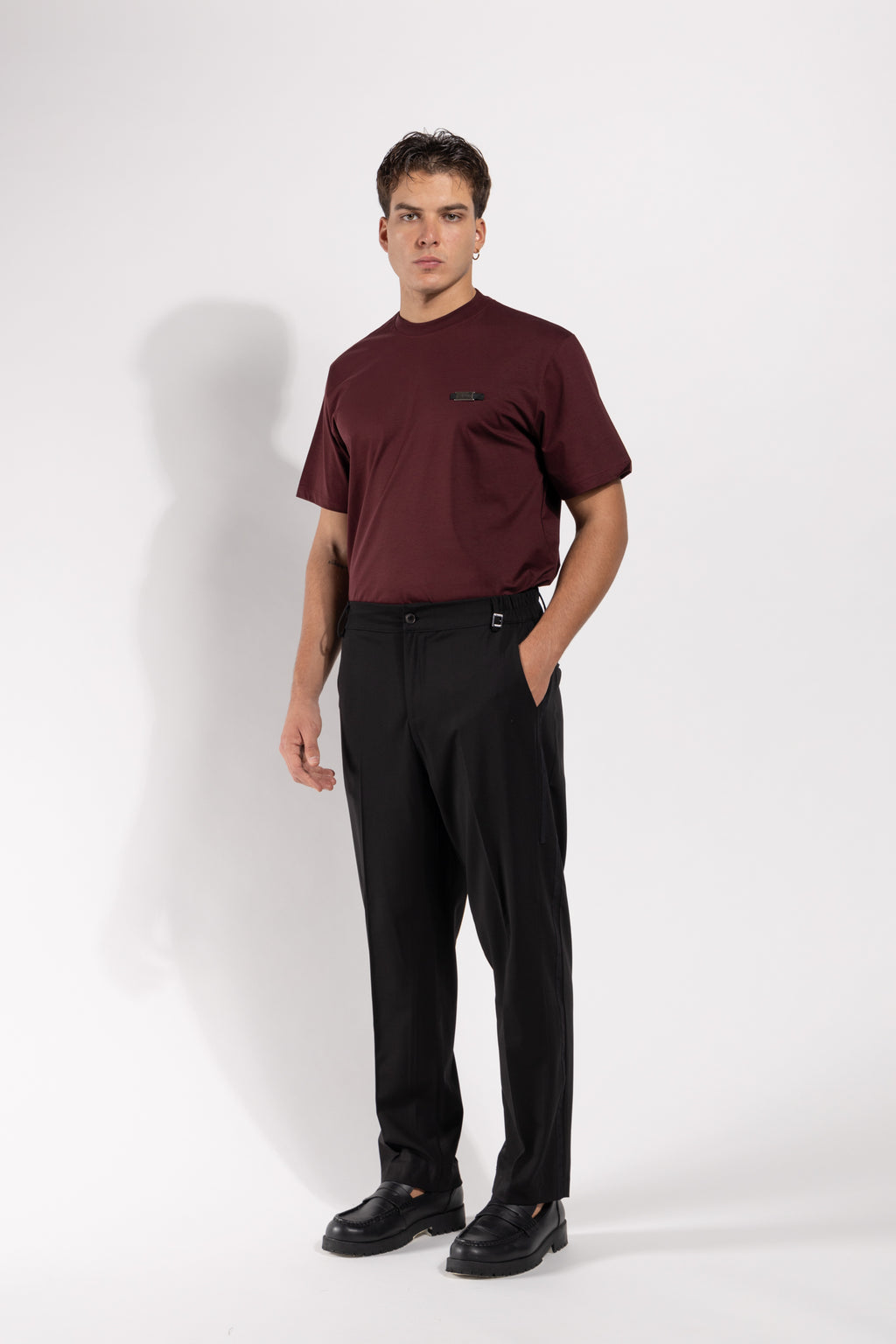 Pantalone Gavroche con bande laterali tono su tono