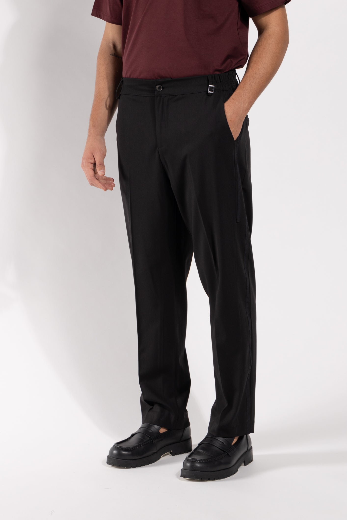 Pantalone Gavroche con bande laterali tono su tono