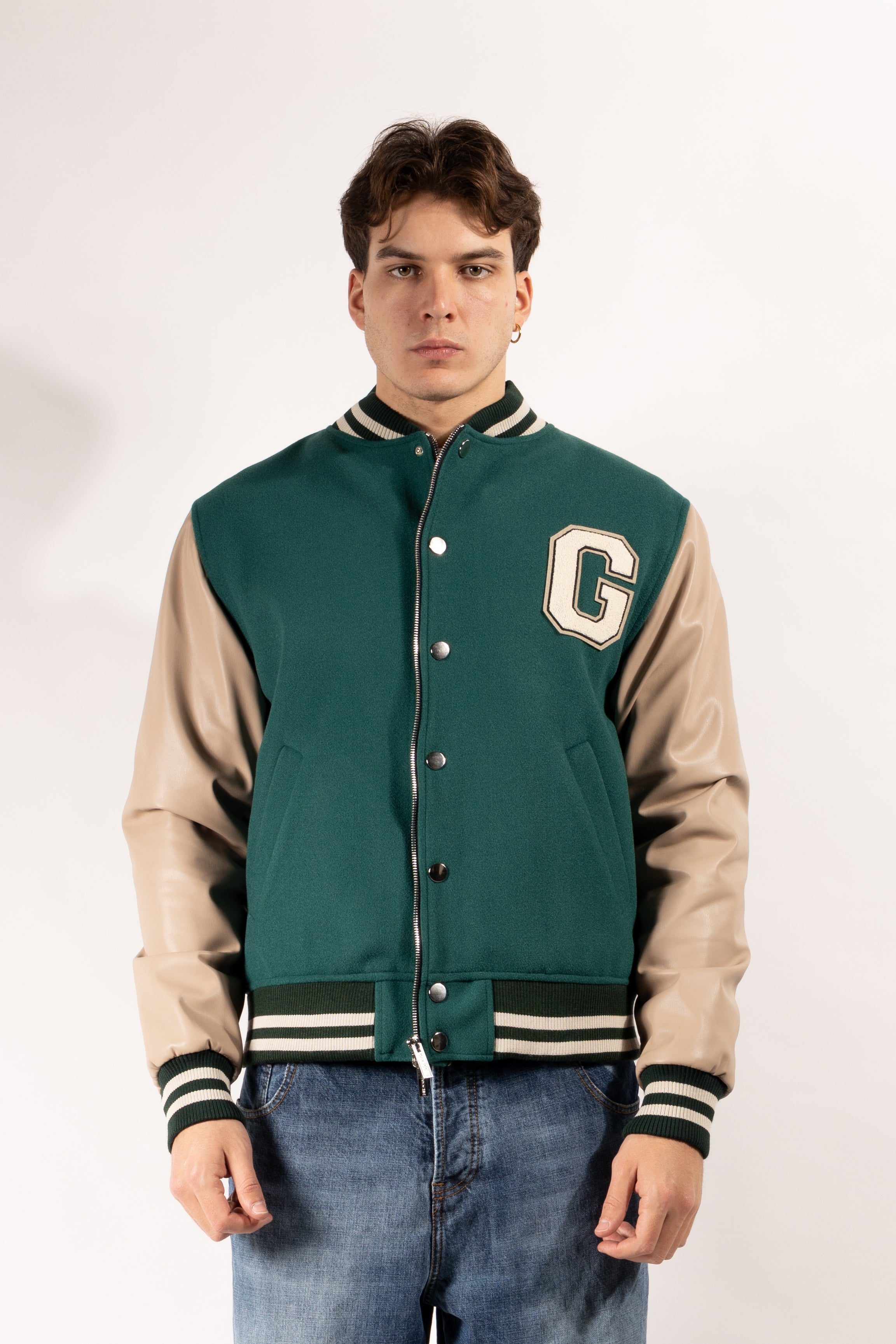 Giubbotto Gavroche stile college con maniche in ecopelle