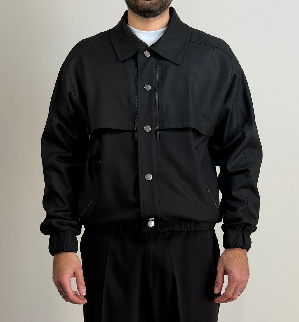 Giubbotto Gavroche con bottoni a pressione e zip con dettagli