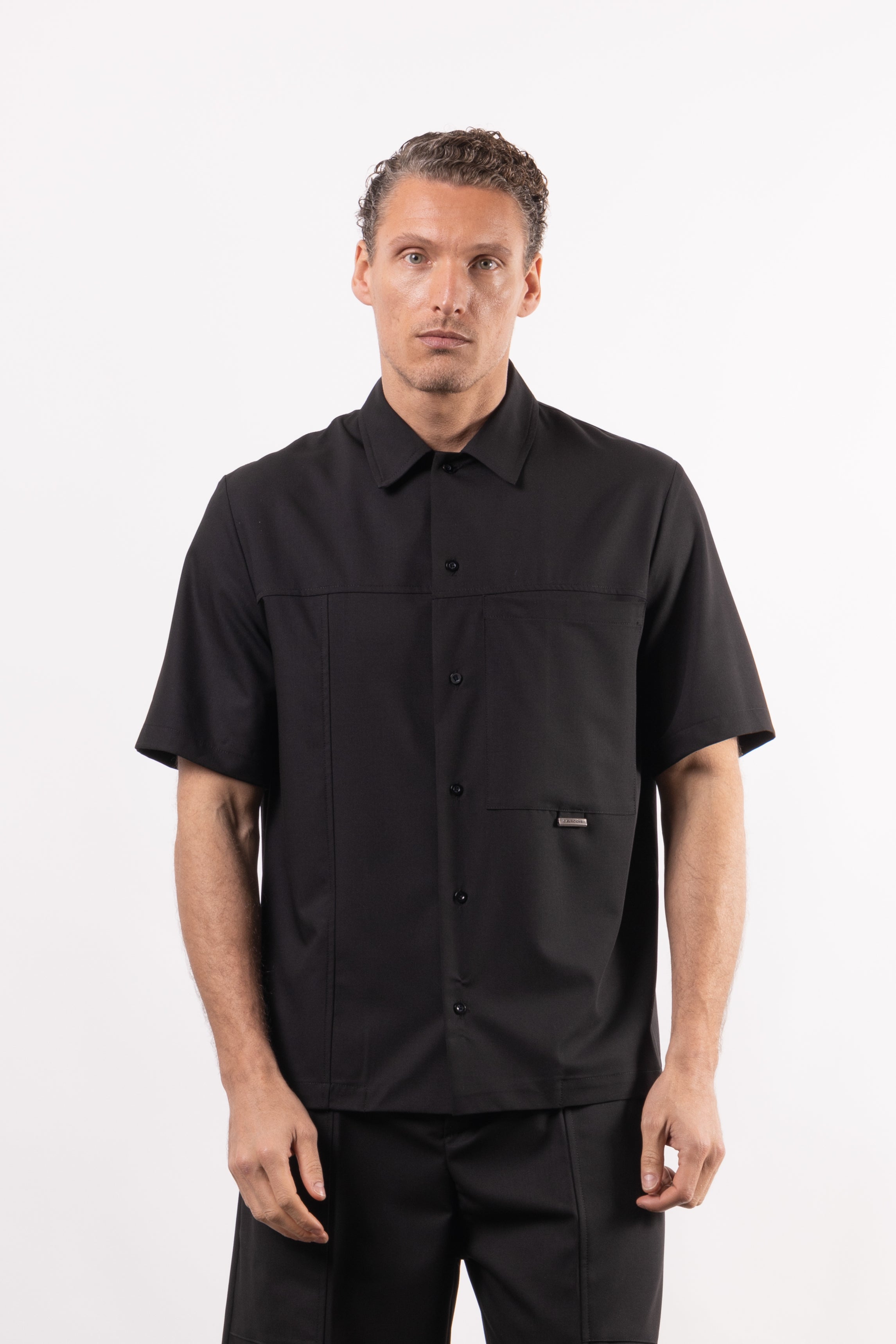 Camicia in viscosa con tasca oversize