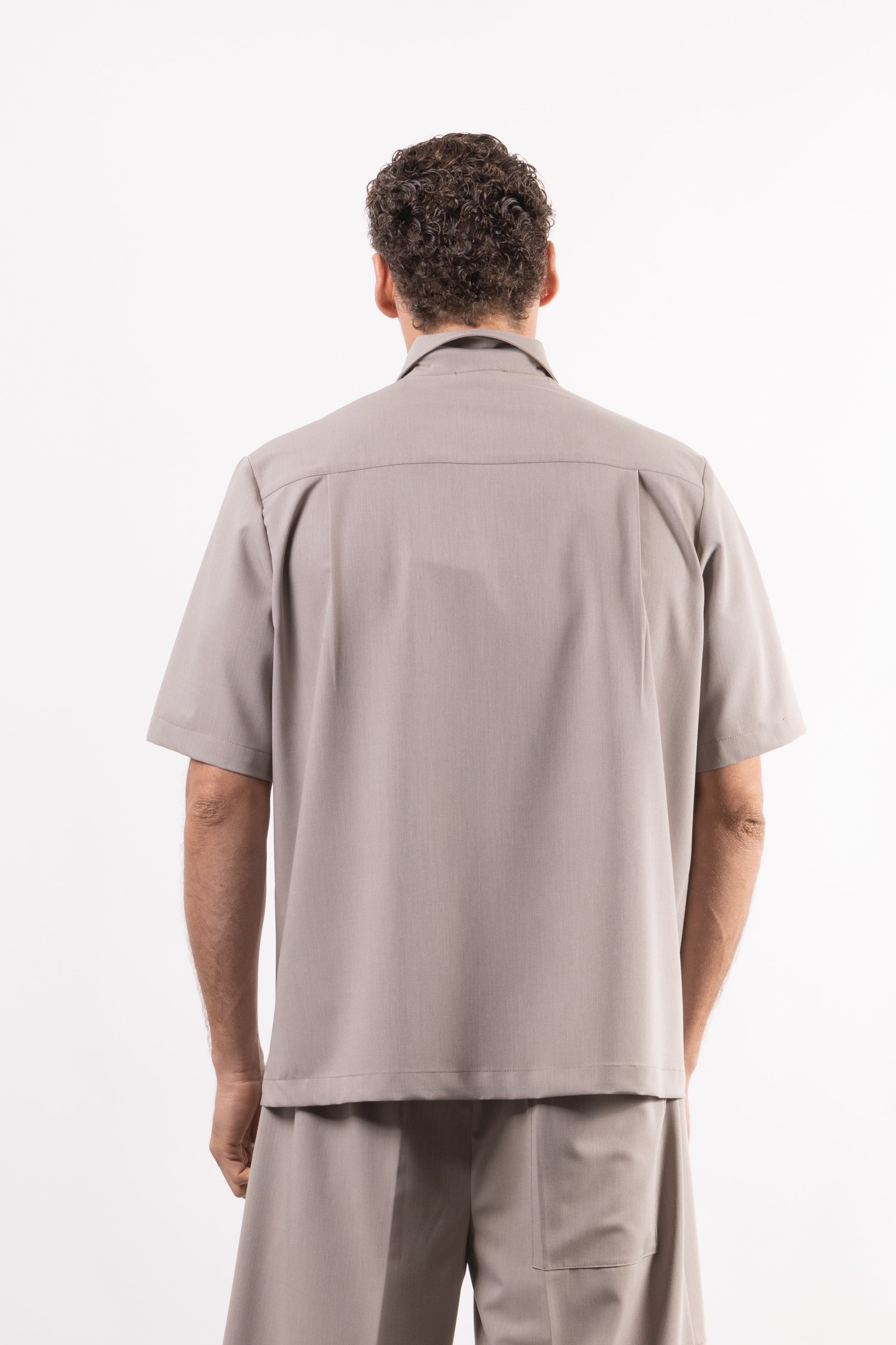 Camicia in viscosa con tasca oversize