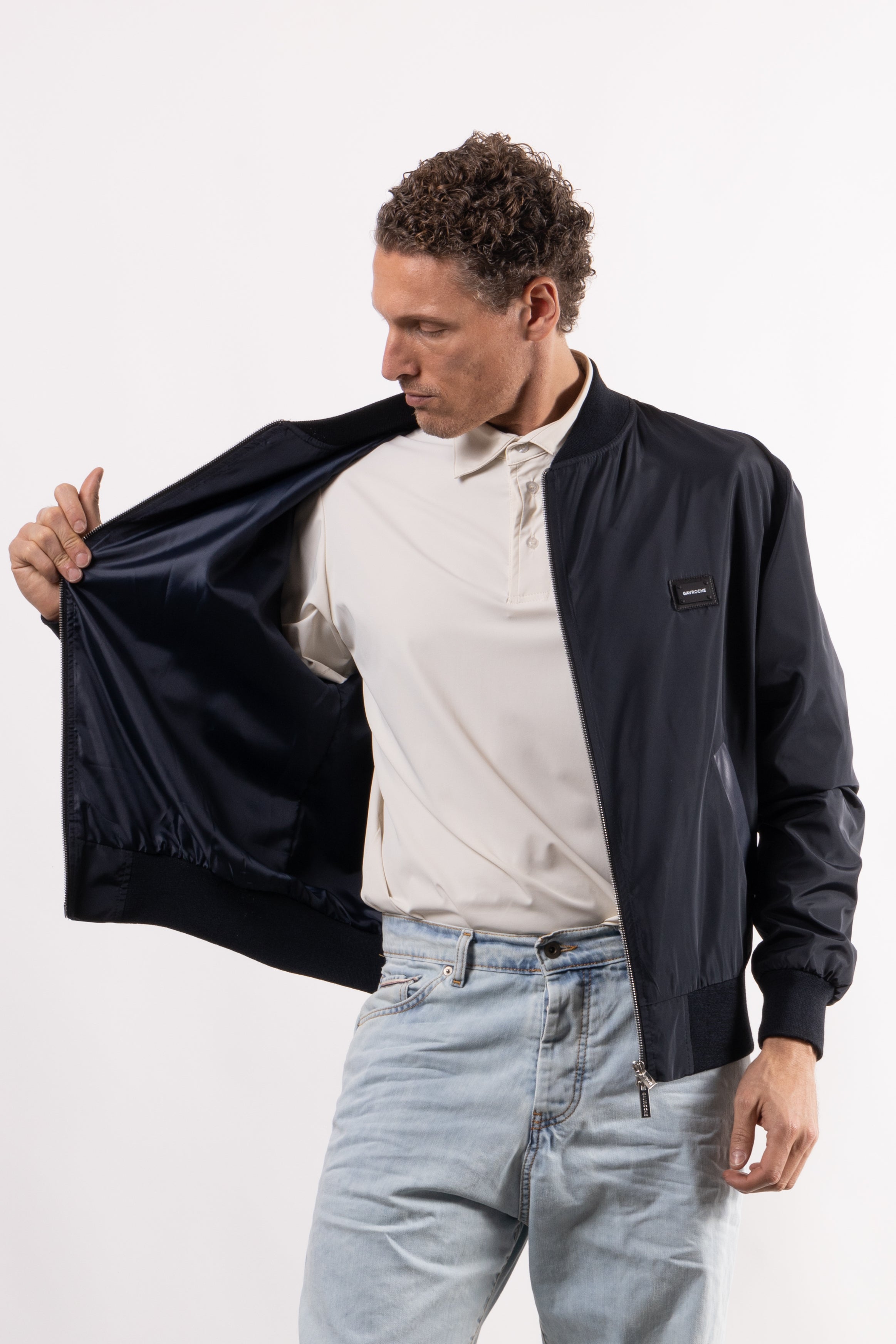 Bomber tecnico con placchetta lato cuore