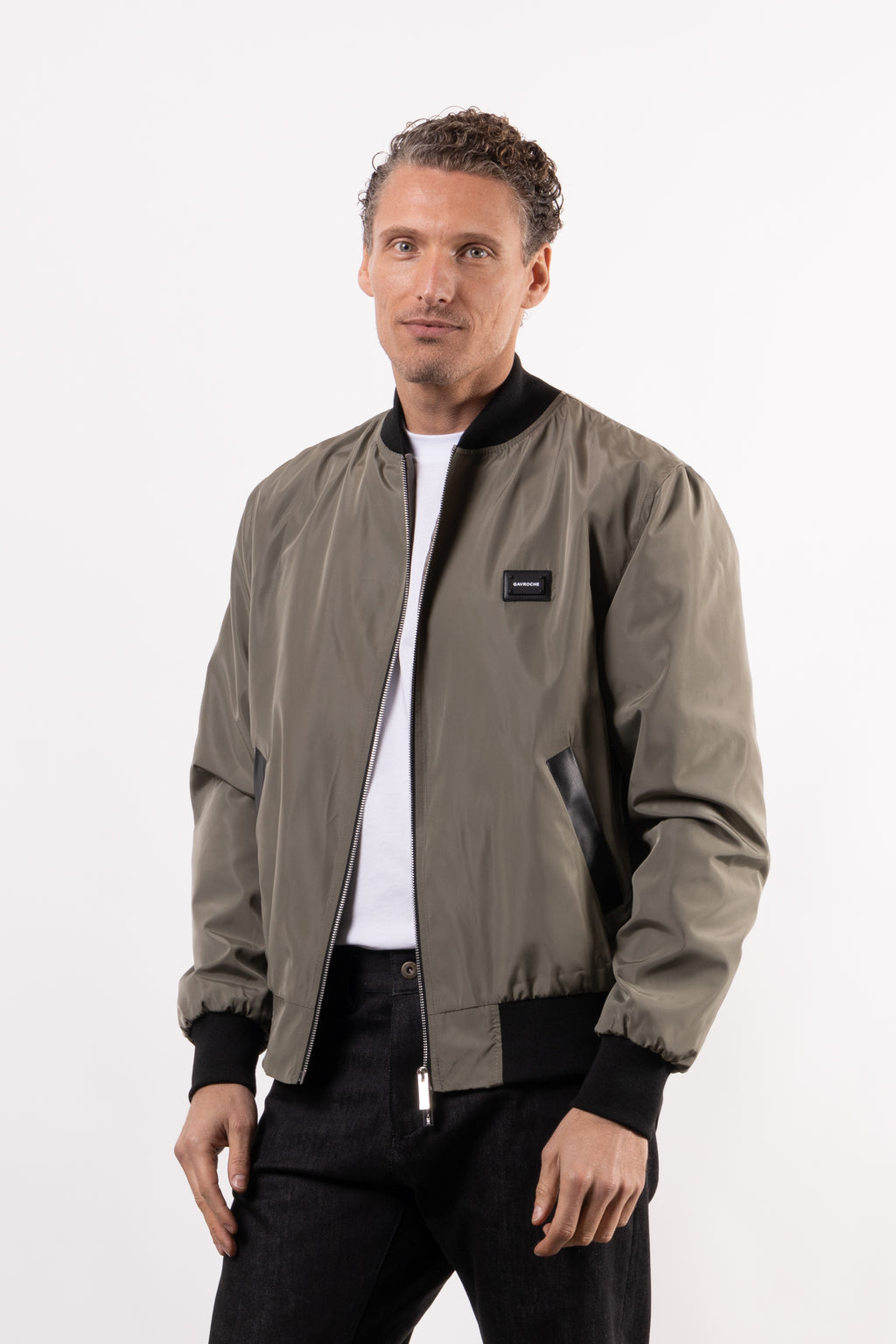 Bomber tecnico con placchetta lato cuore