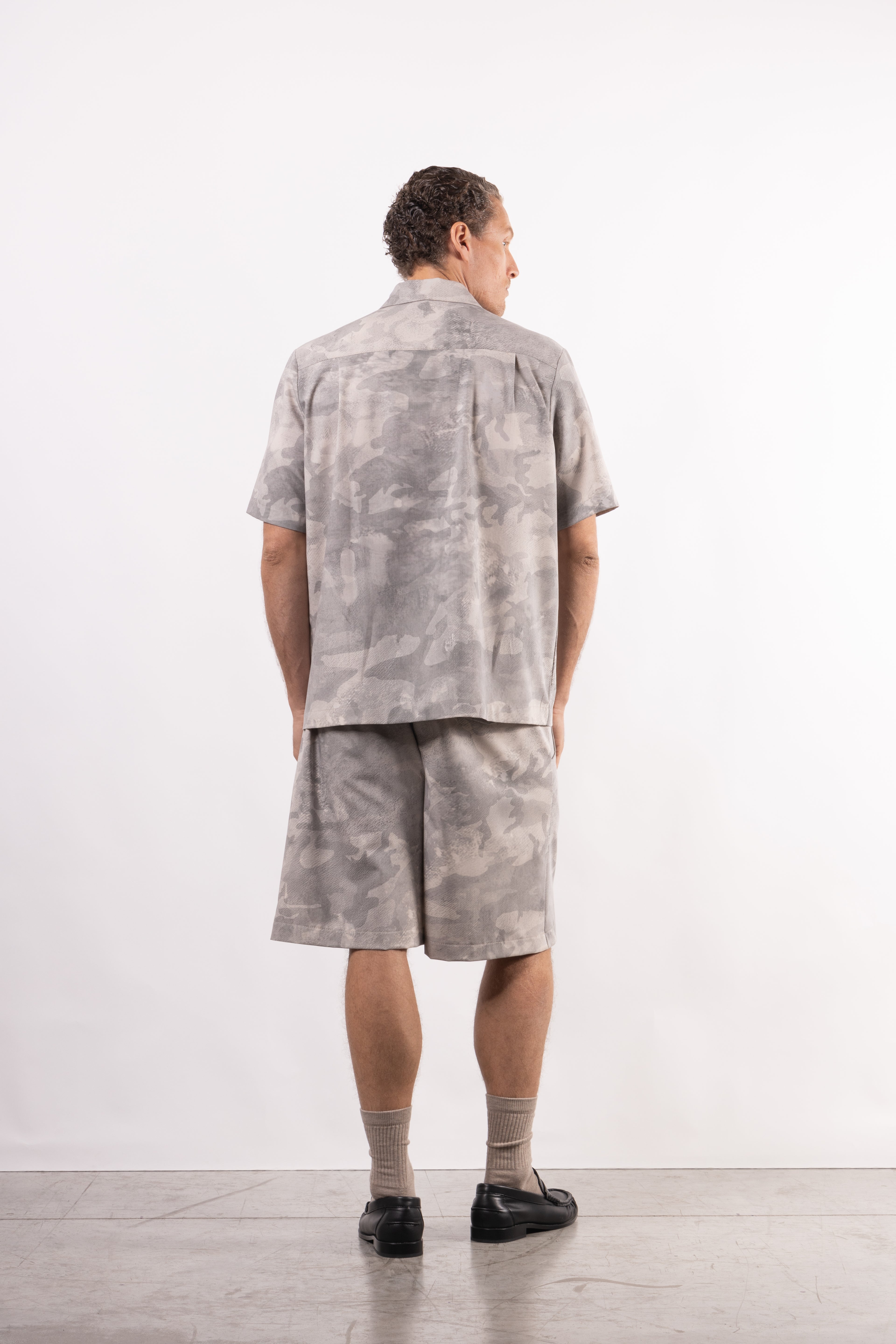 Camicia in viscosa camouflage