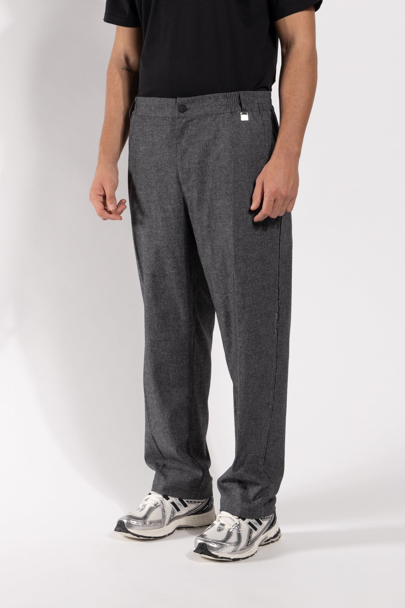 Pantalone Gavroche in lana con dettaglio taglio vivo