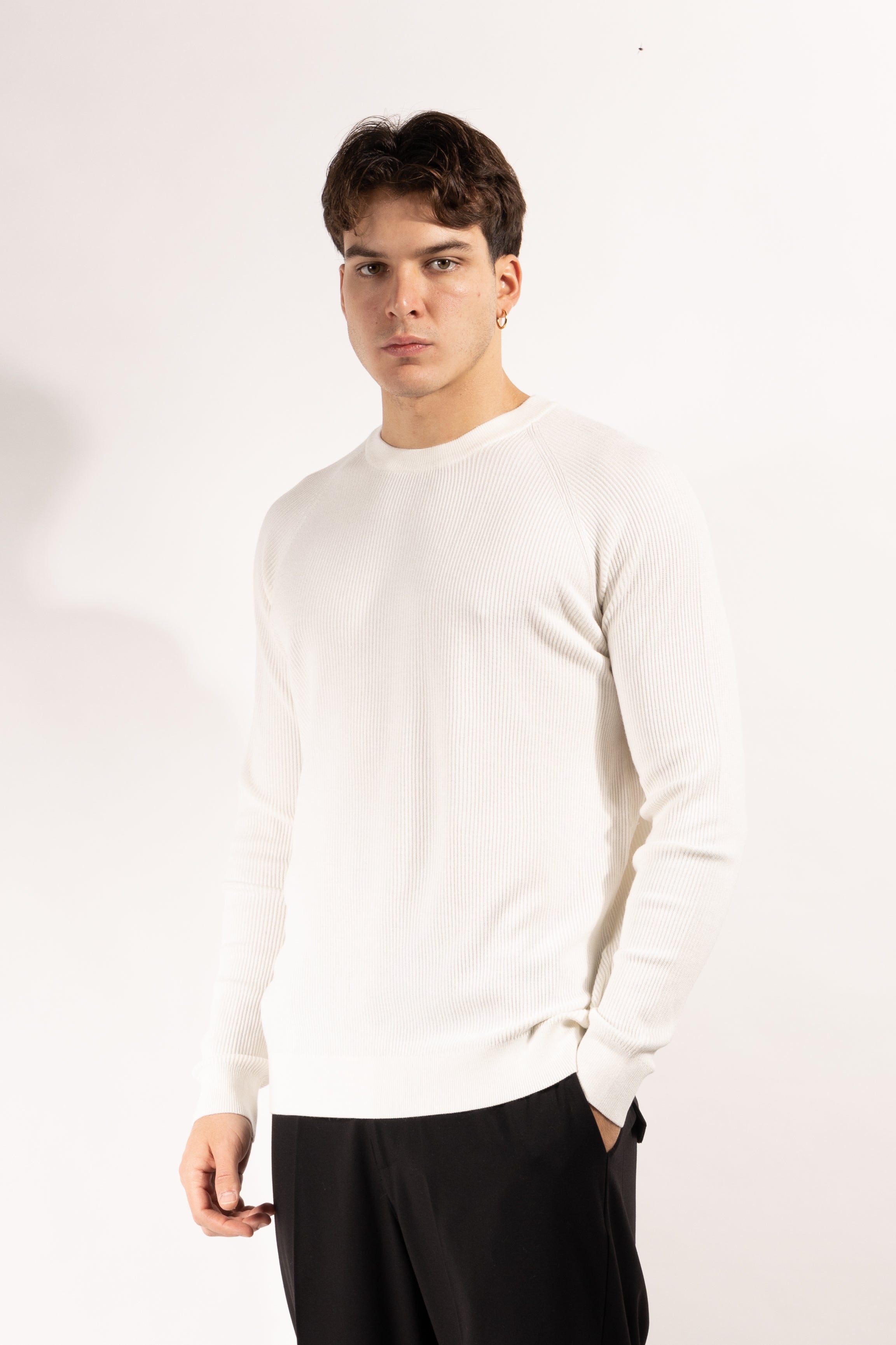 Maglia Gavroche a costine con girocollo