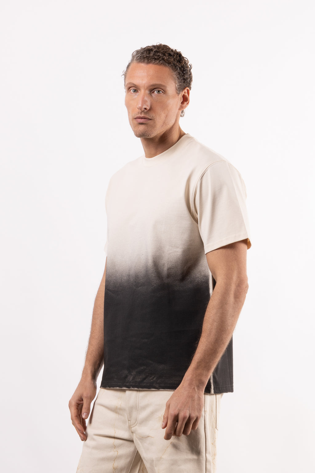 T-shirt aerografata