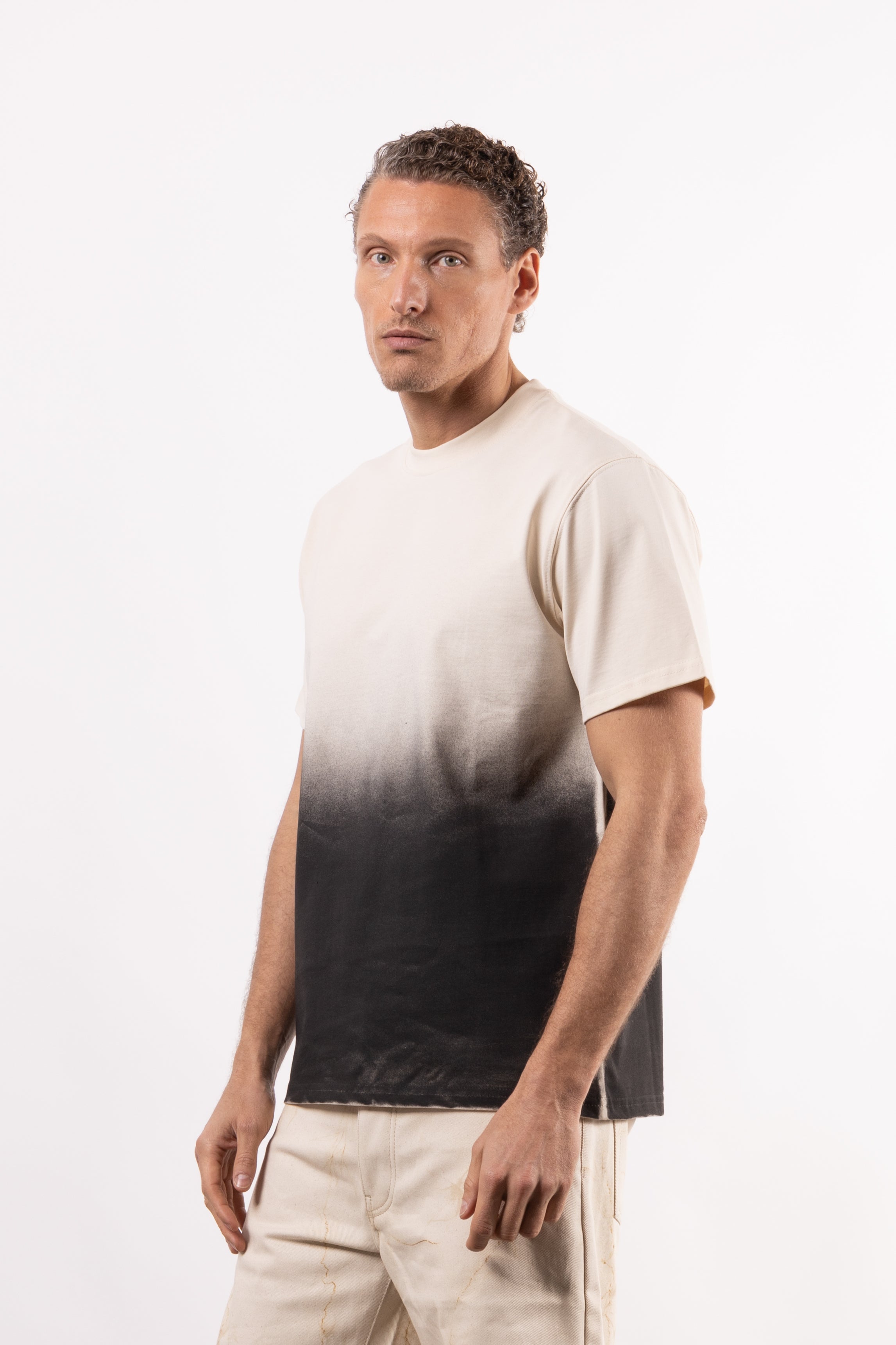 T-shirt aerografata