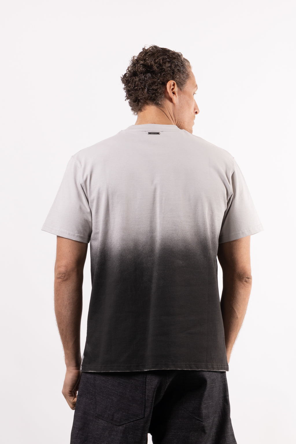 T-shirt aerografata