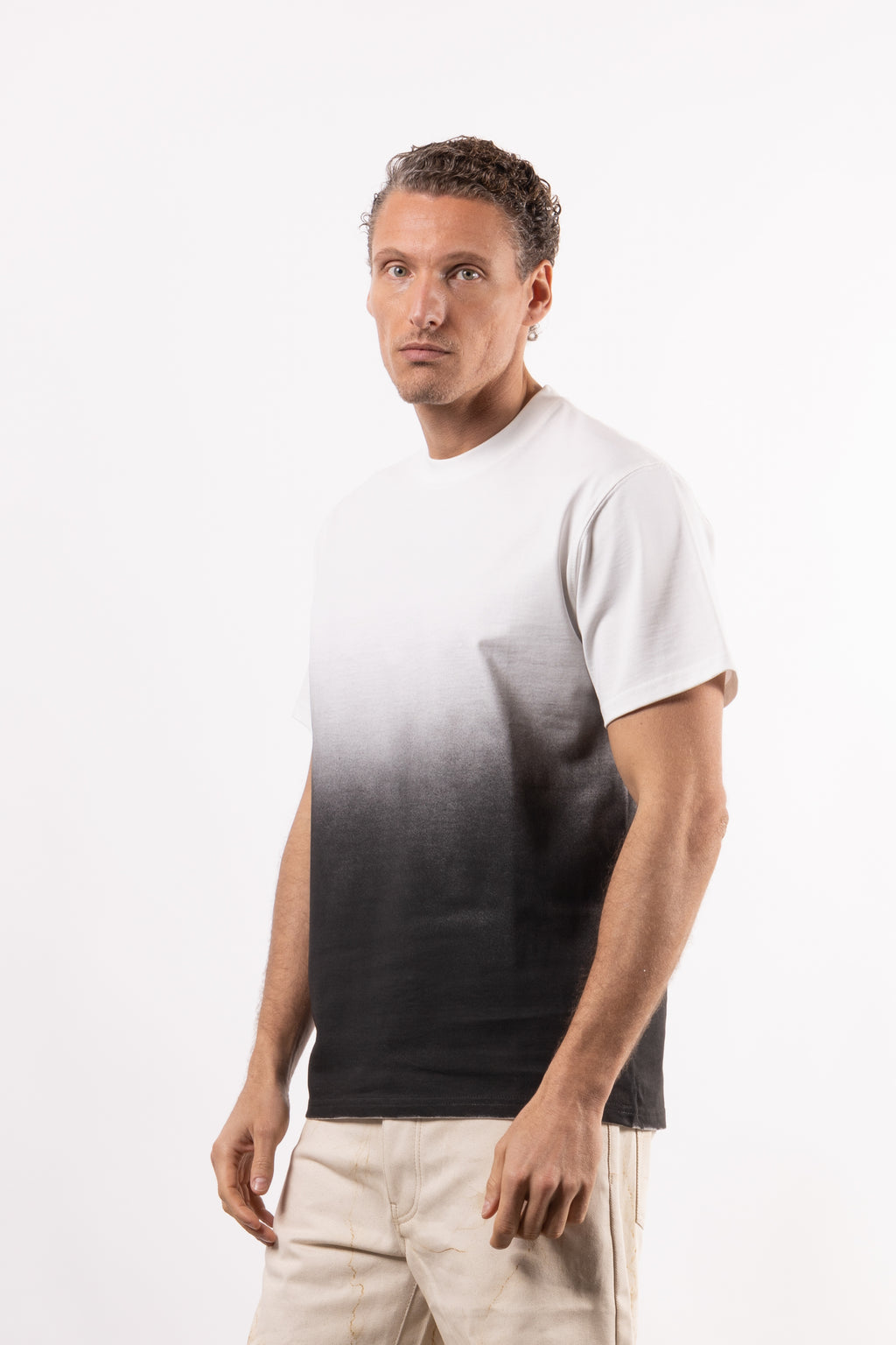 T-shirt aerografata