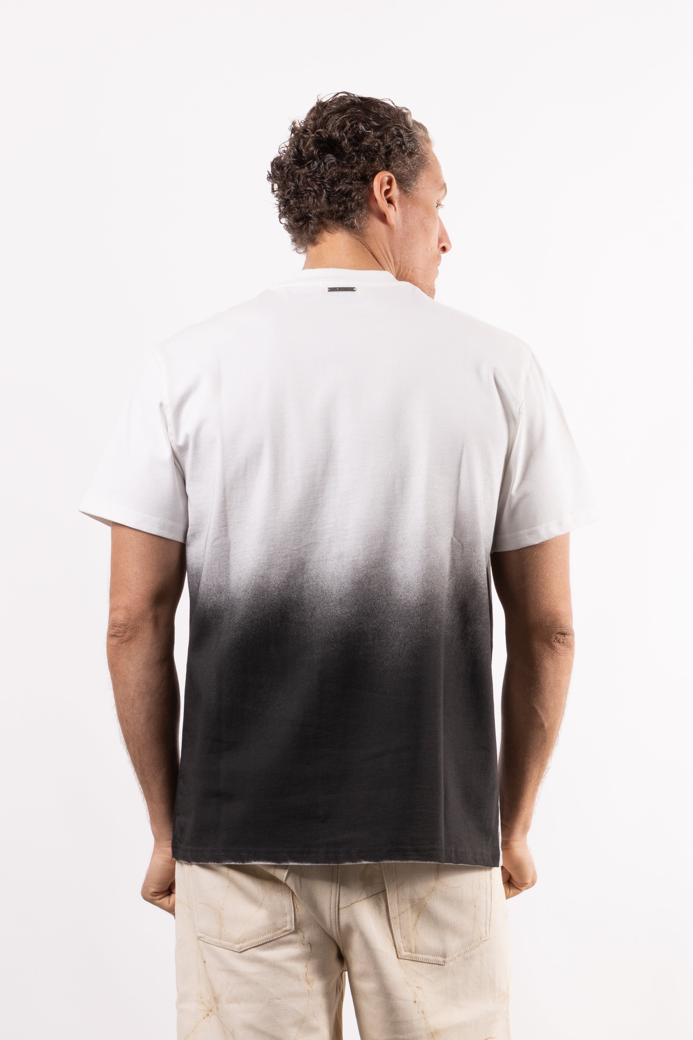 T-shirt aerografata