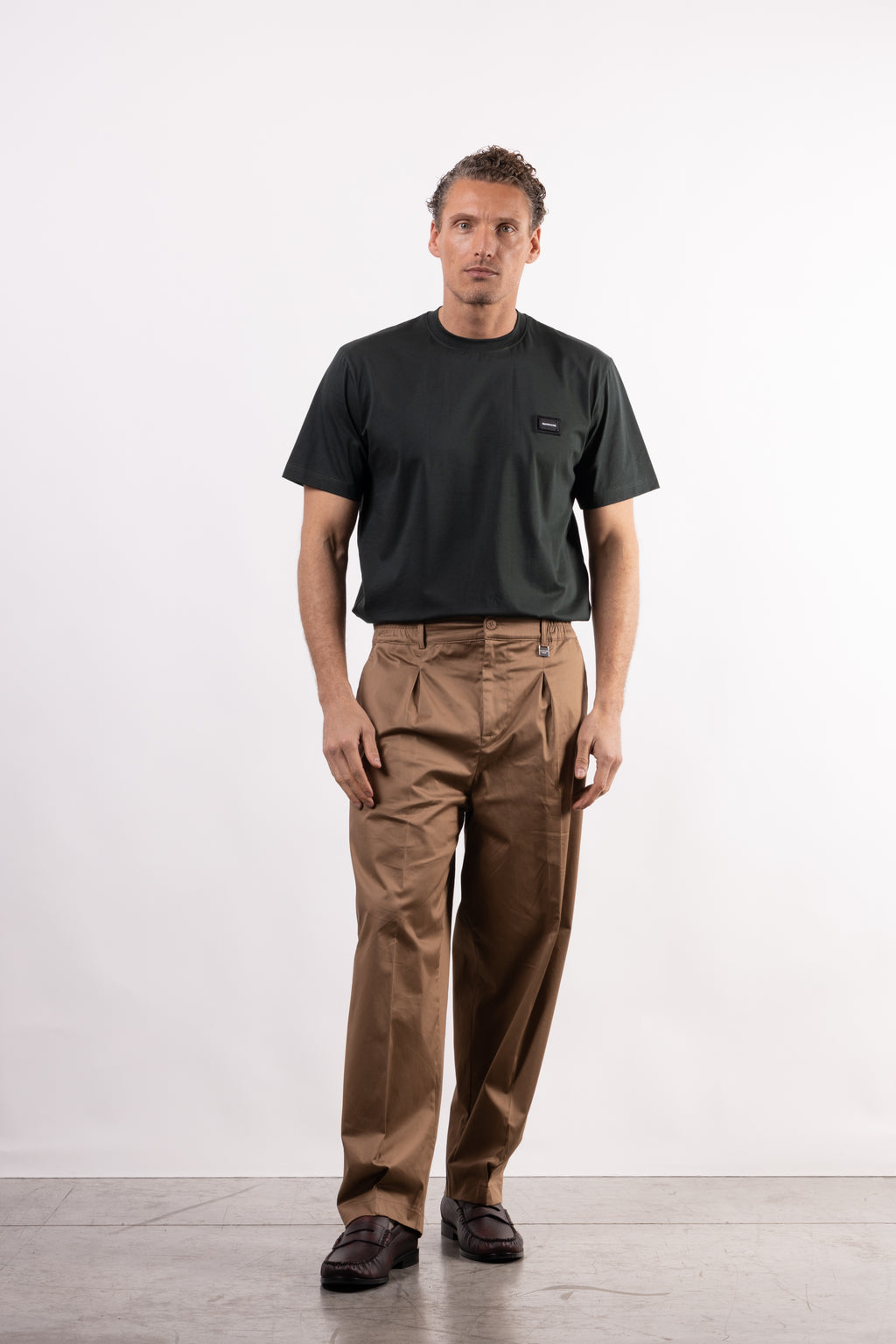 Pantalone in cotone con pence