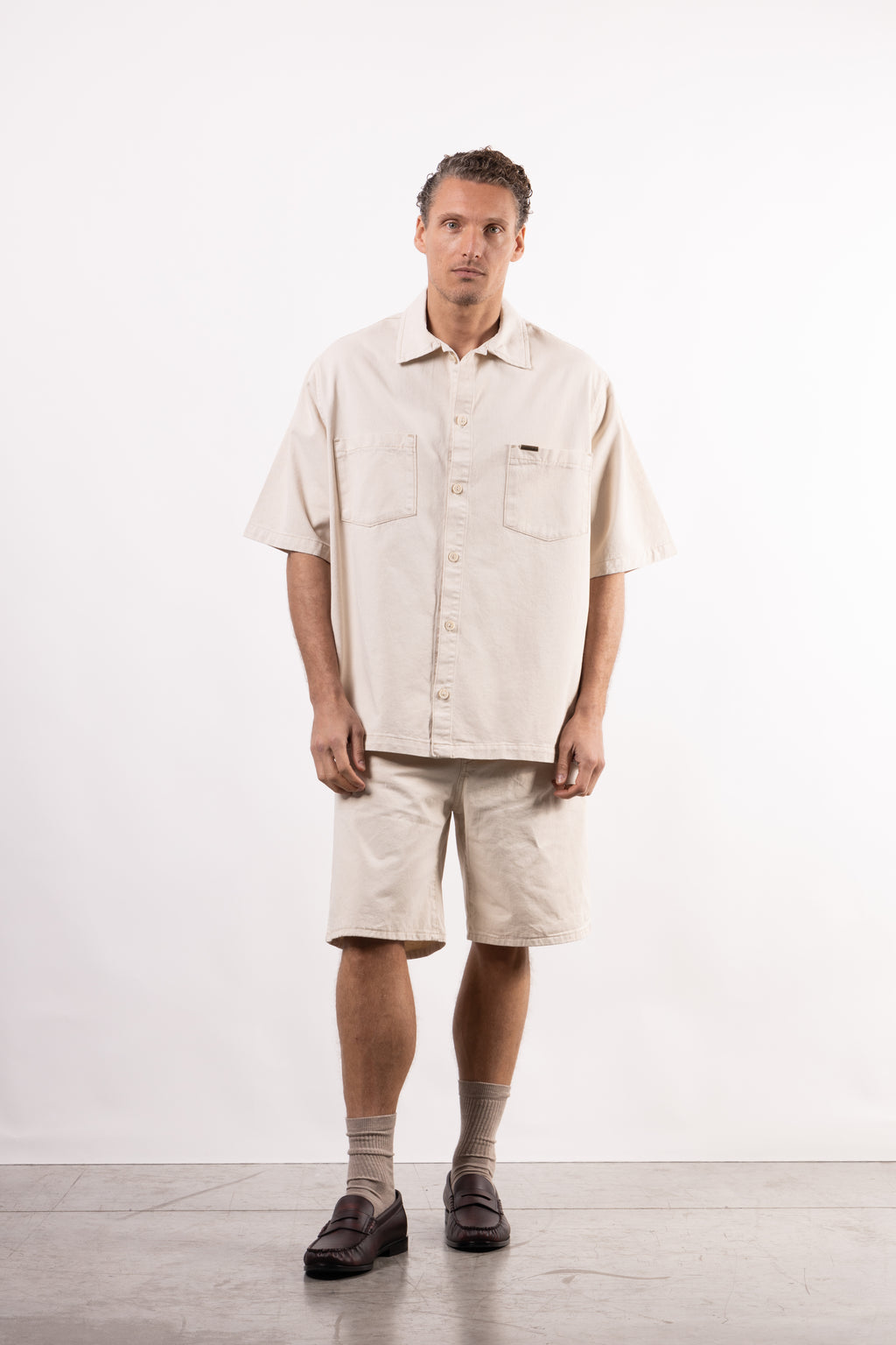 Camicia con tasconi oversize
