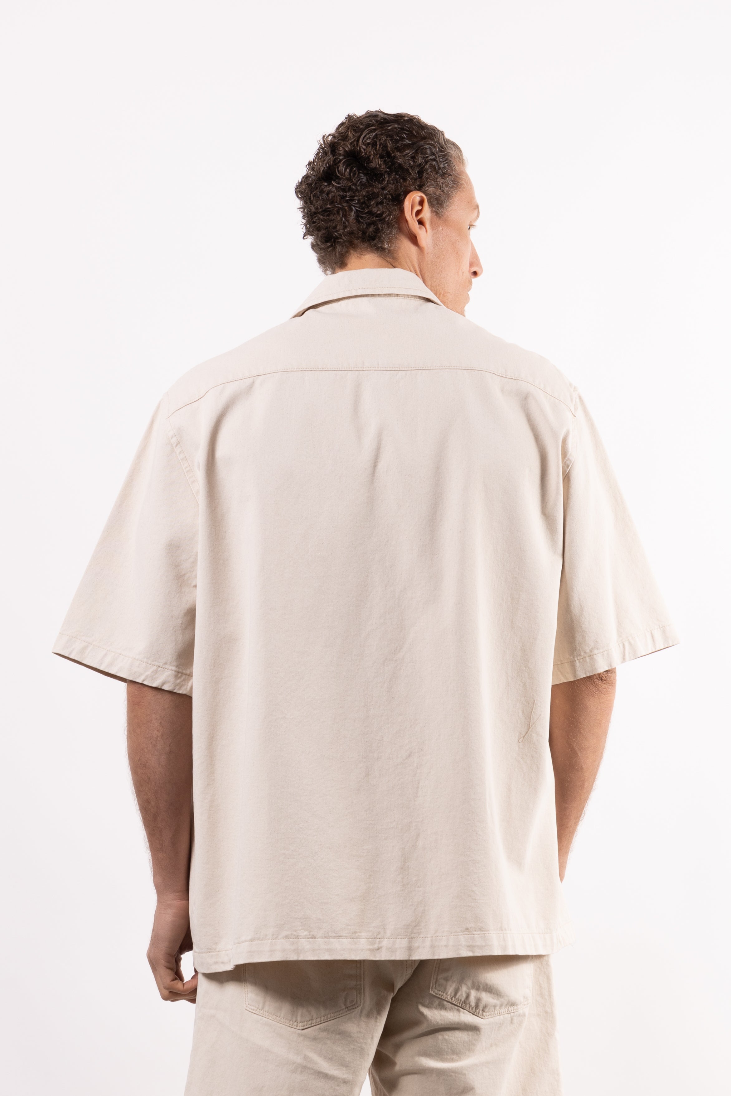 Camicia con tasconi oversize