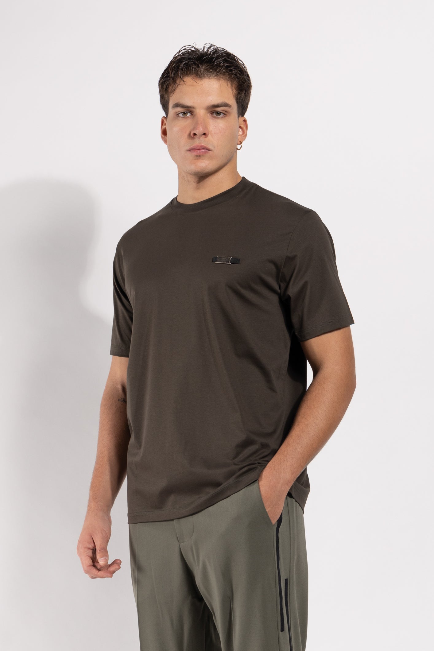 T-shirt Gavroche in cotone mercerizzato con targhetta applicata