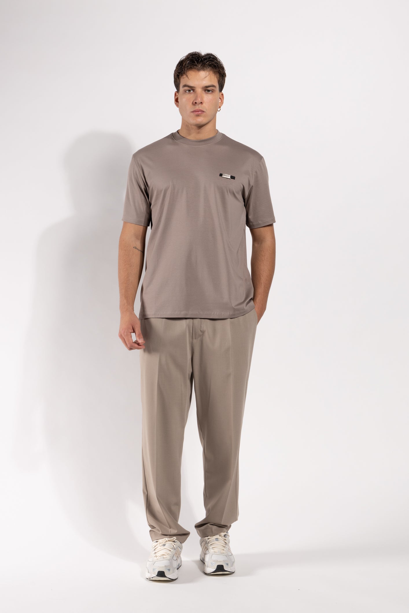 T-shirt Gavroche in cotone mercerizzato con targhetta applicata