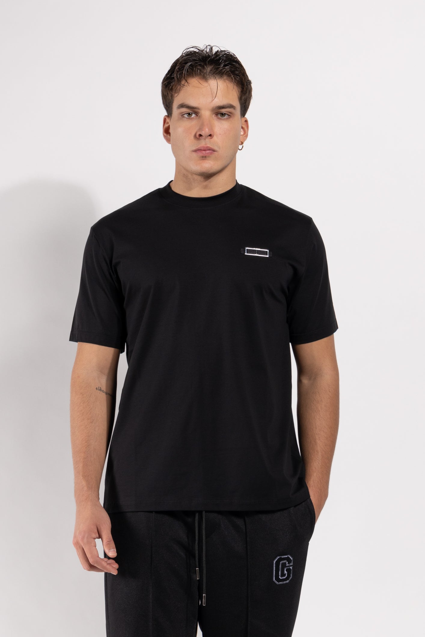 T-shirt Gavroche in cotone mercerizzato con targhetta applicata