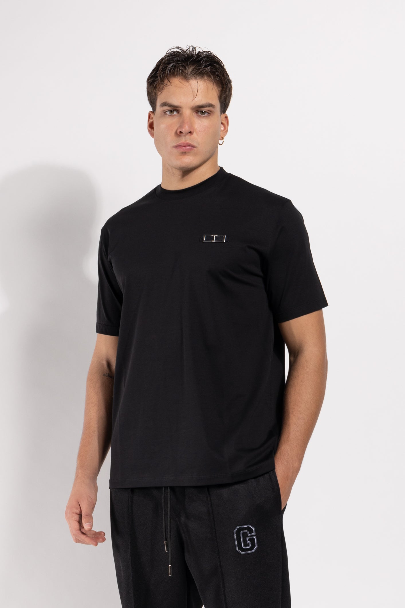 T-shirt Gavroche in cotone mercerizzato con targhetta applicata