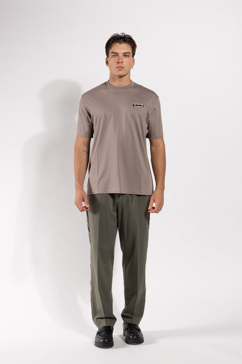 T-shirt Gavroche in cotone mercerizzato con targhetta applicata