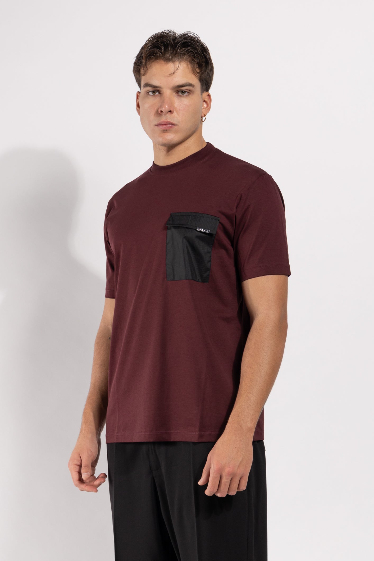 T-shirt Gavroche in cotone con taschino tecnico a contrasto