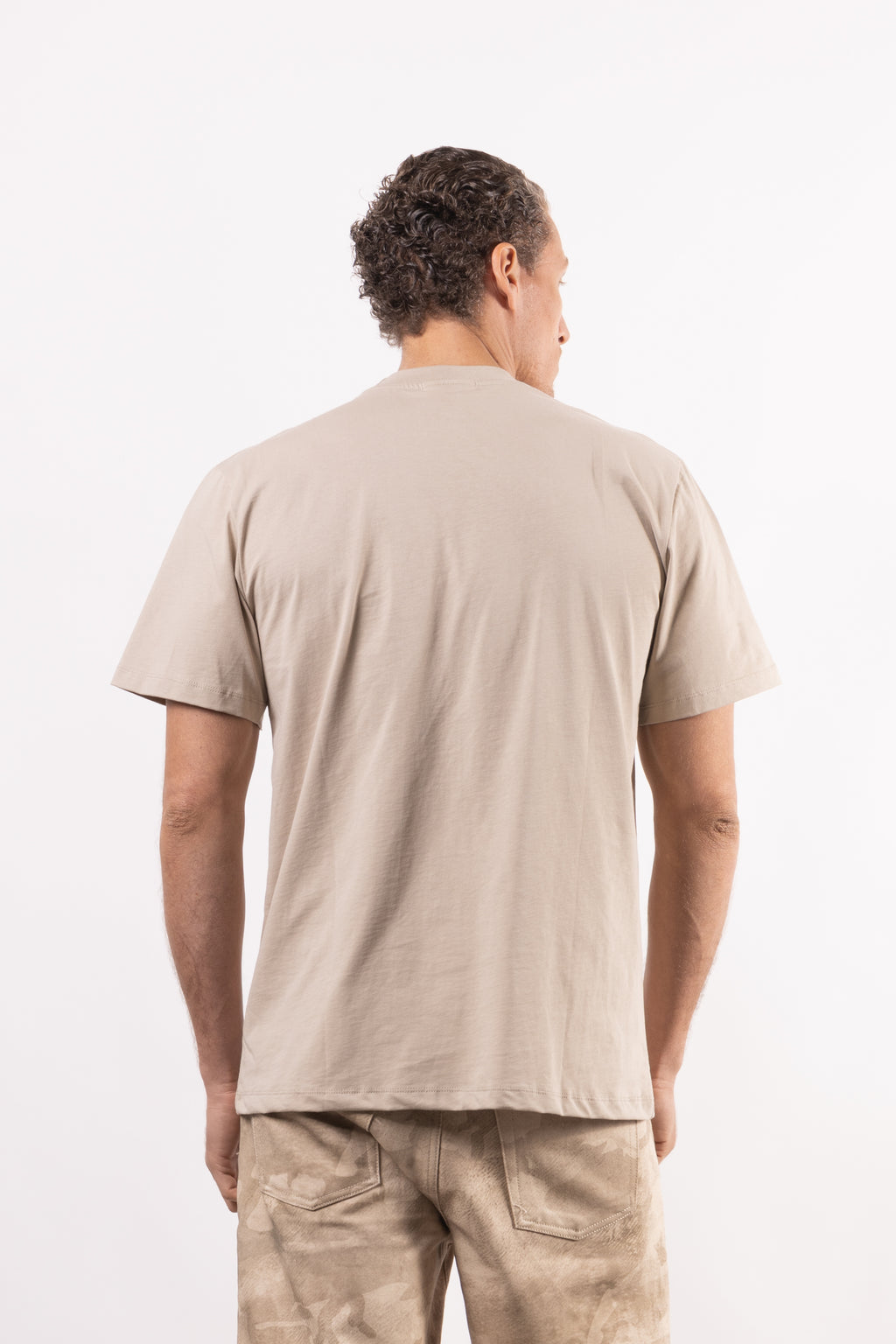T-shirt 100% cotone con patch in tessuto