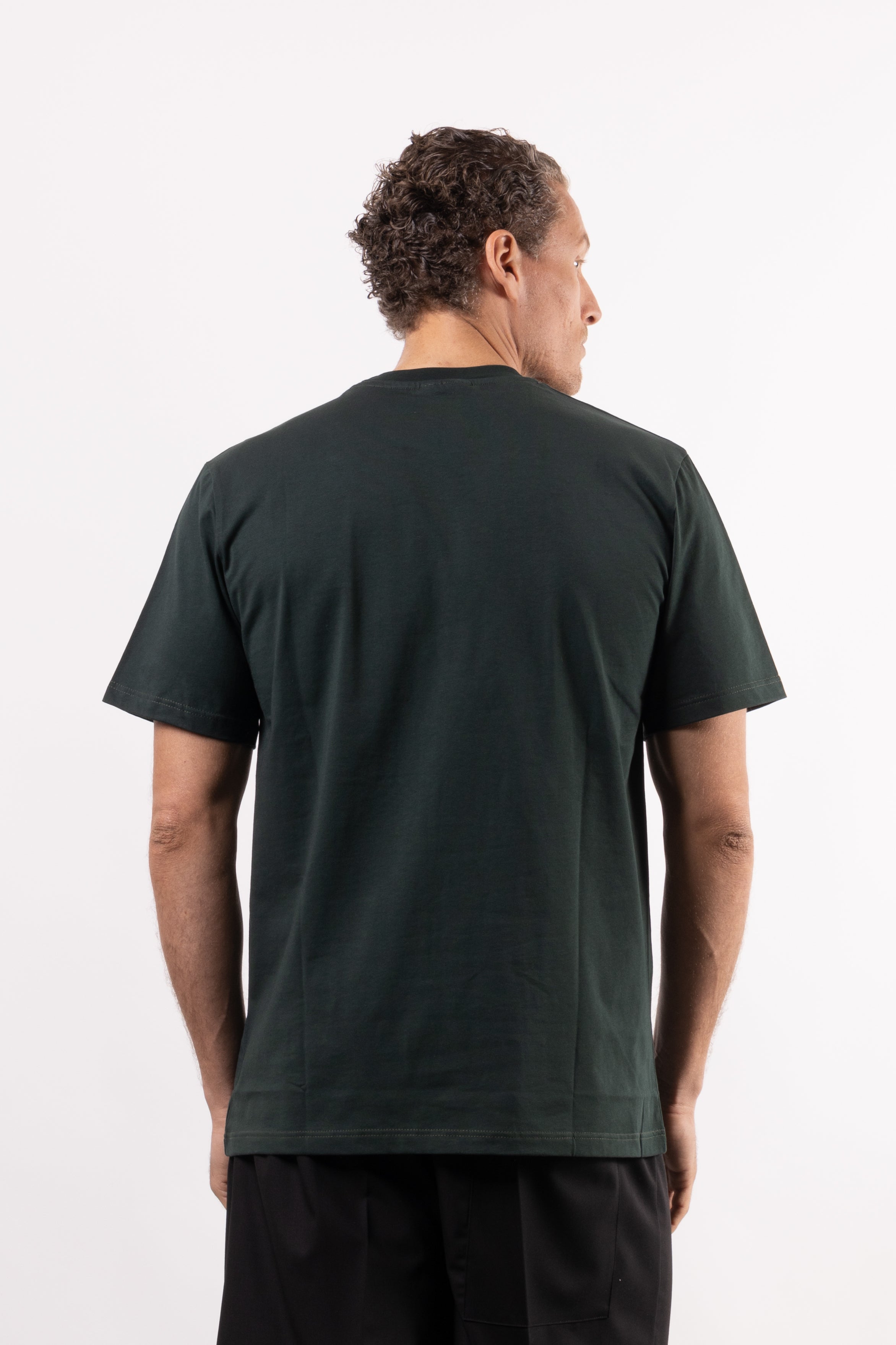 T-shirt in 100% cotone con placchetta in pelle lato cuore