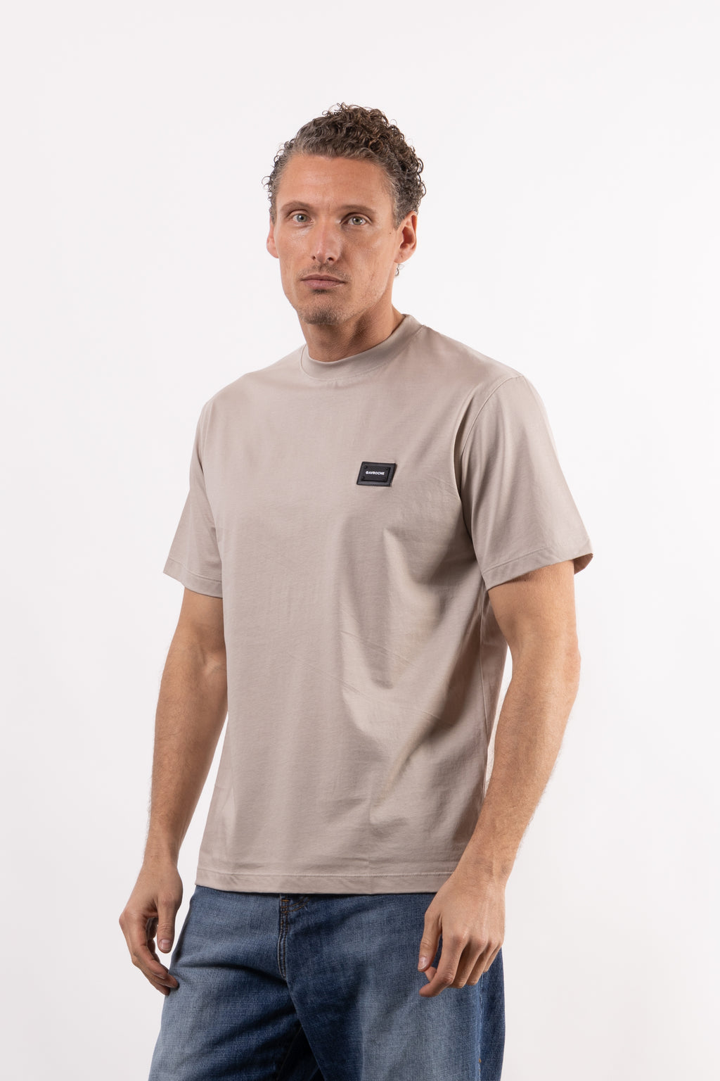 T-shirt 100% cotone mercerizzato con placchetta lato cuore