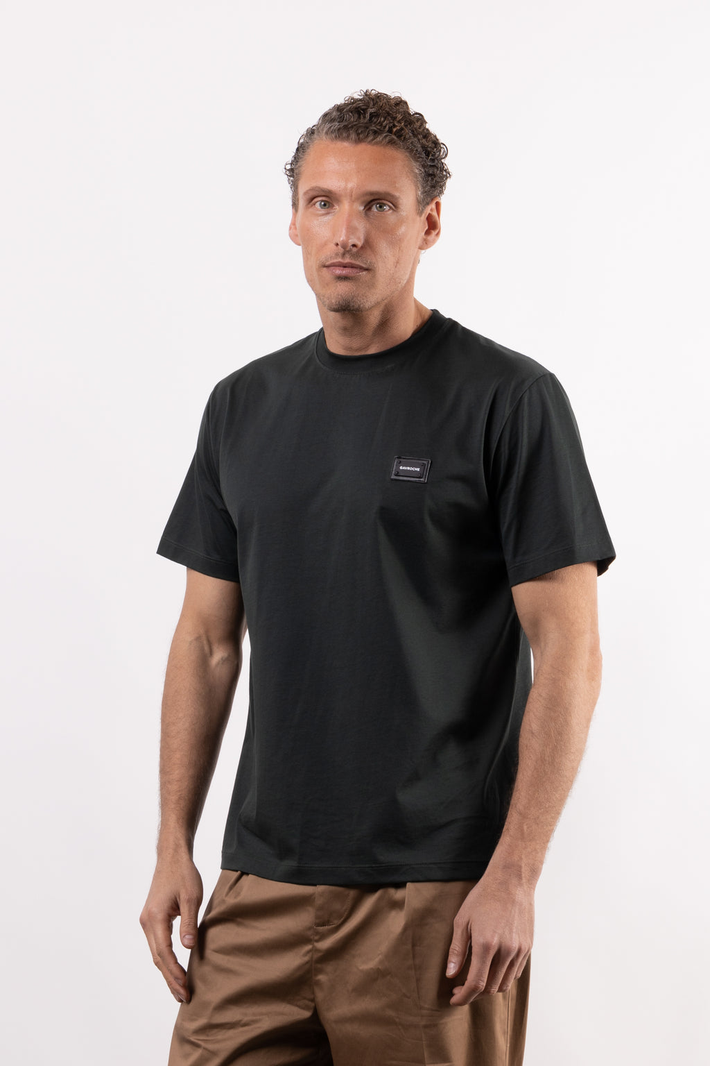 T-shirt 100% cotone mercerizzato con placchetta lato cuore