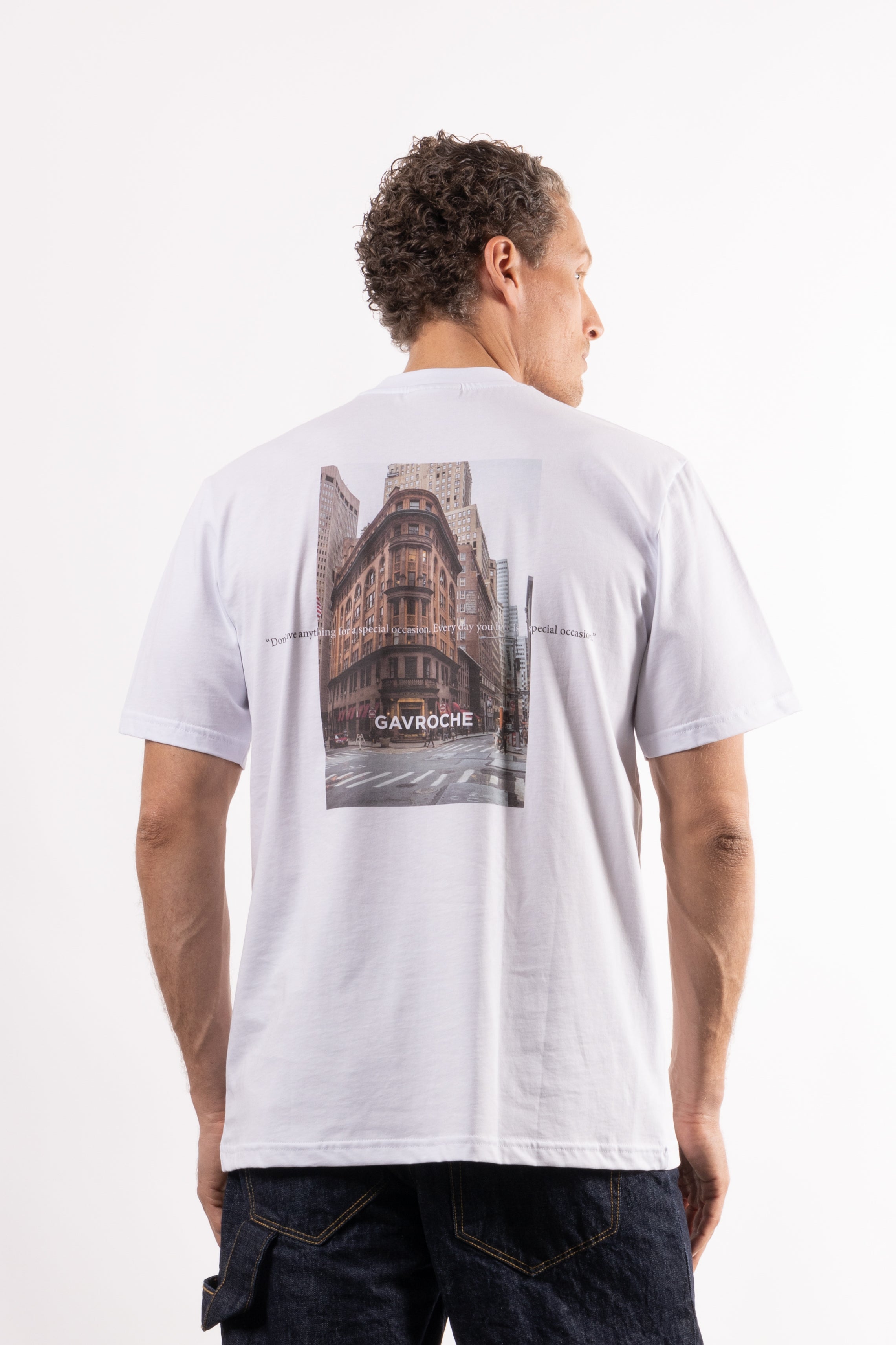 T-shirt con stampa sul retro
