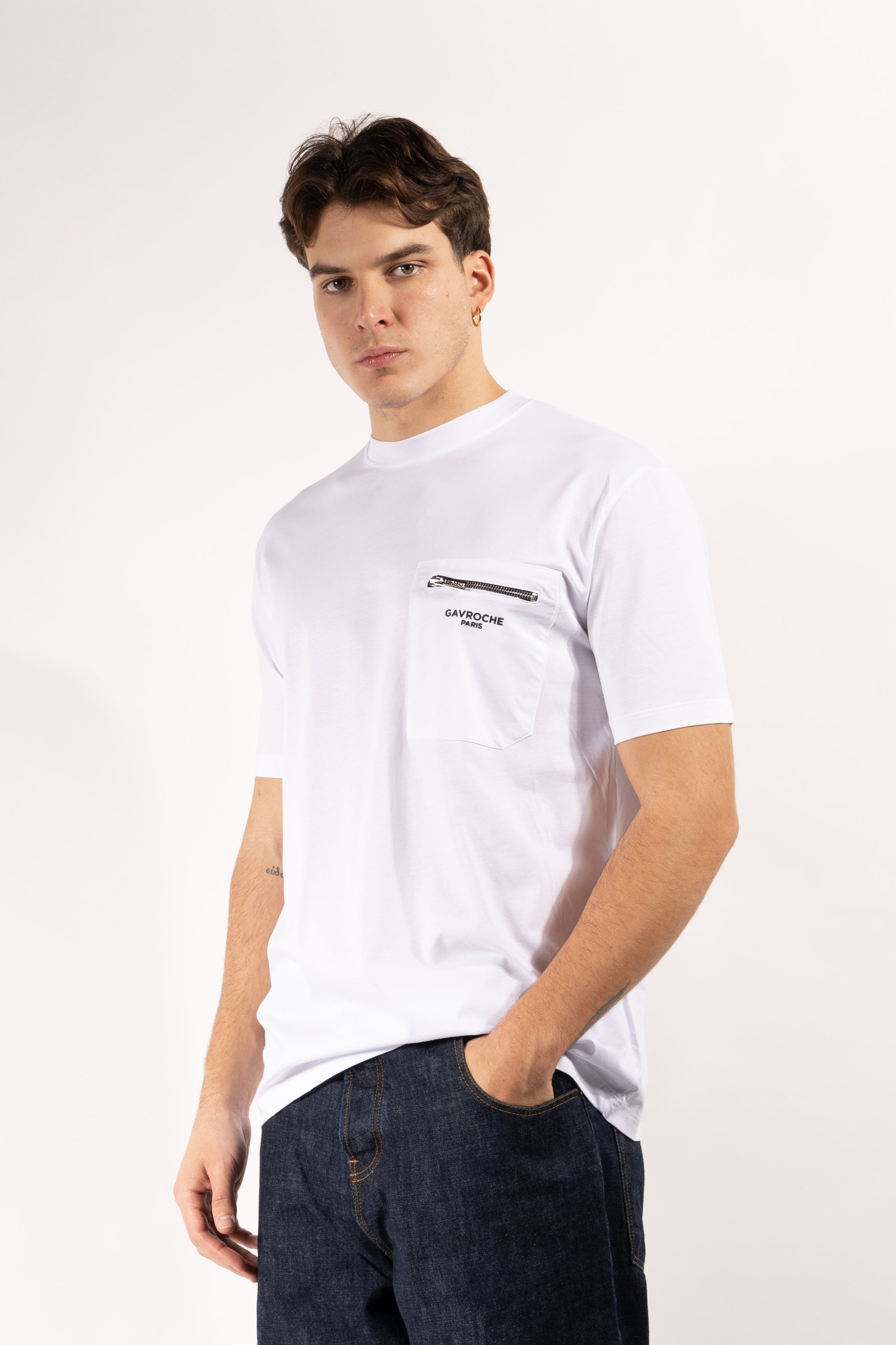 T-shirt Gavroche in cotone elasticizzato con taschino e zip