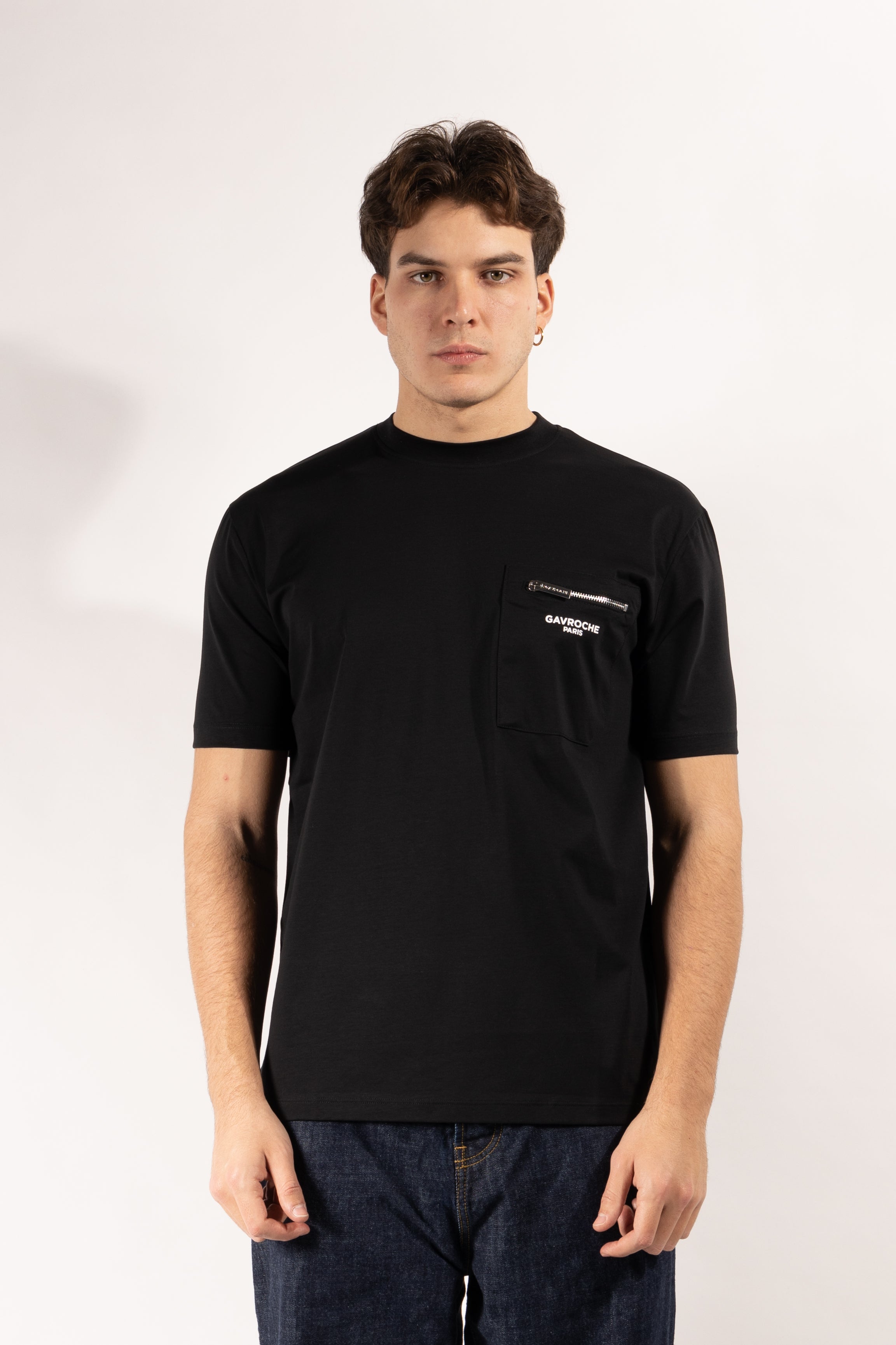 T-shirt Gavroche in cotone elasticizzato con taschino e zip