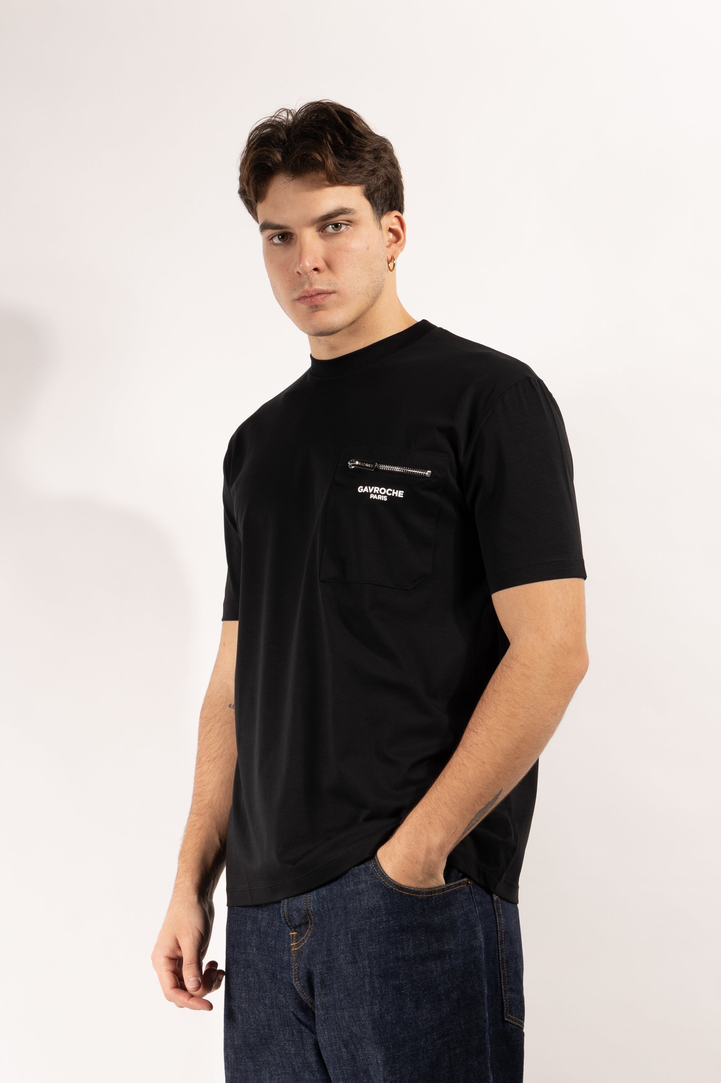 T-shirt Gavroche in cotone elasticizzato con taschino e zip