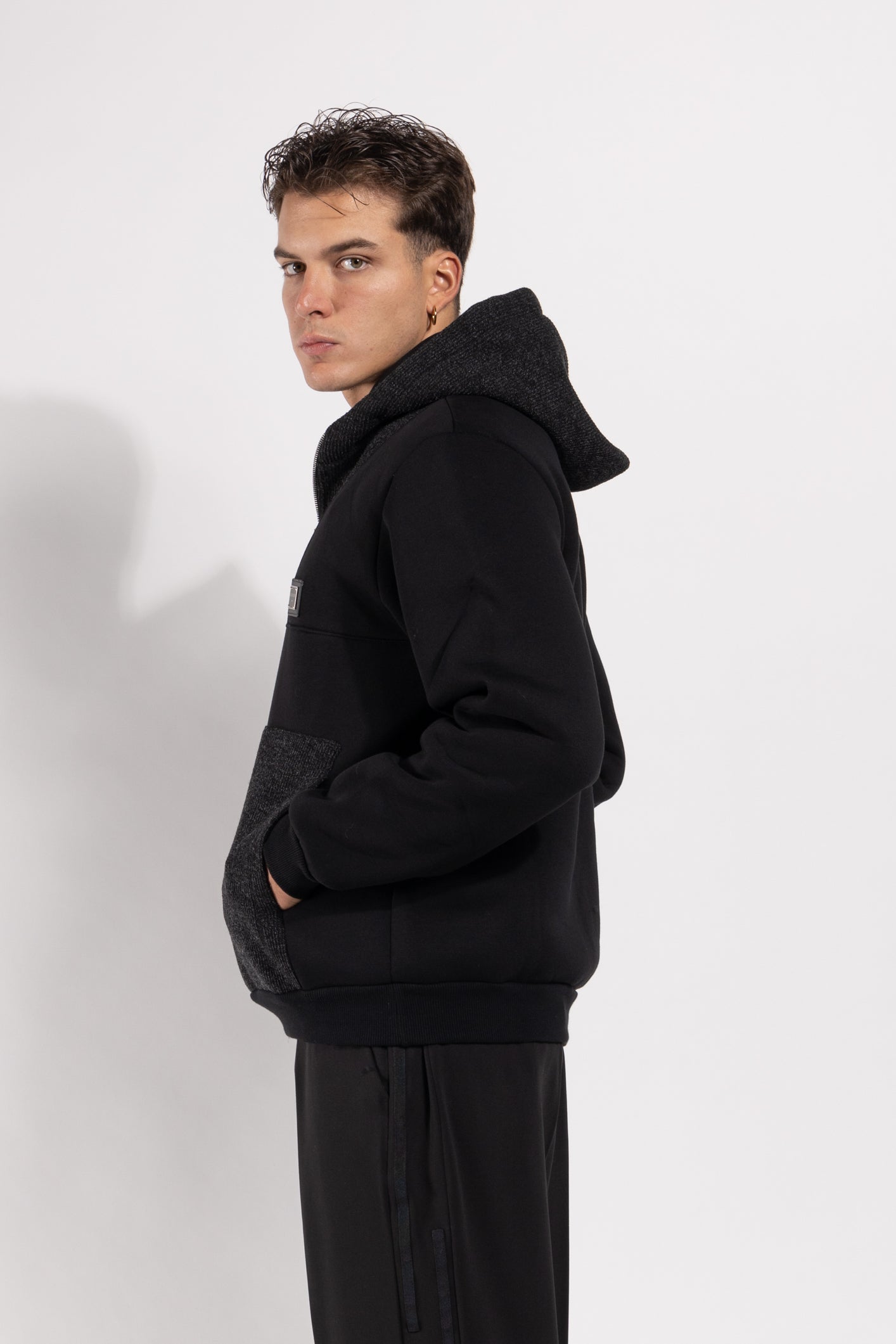 Felpa Gavroche mezza zip con targhetta frontale