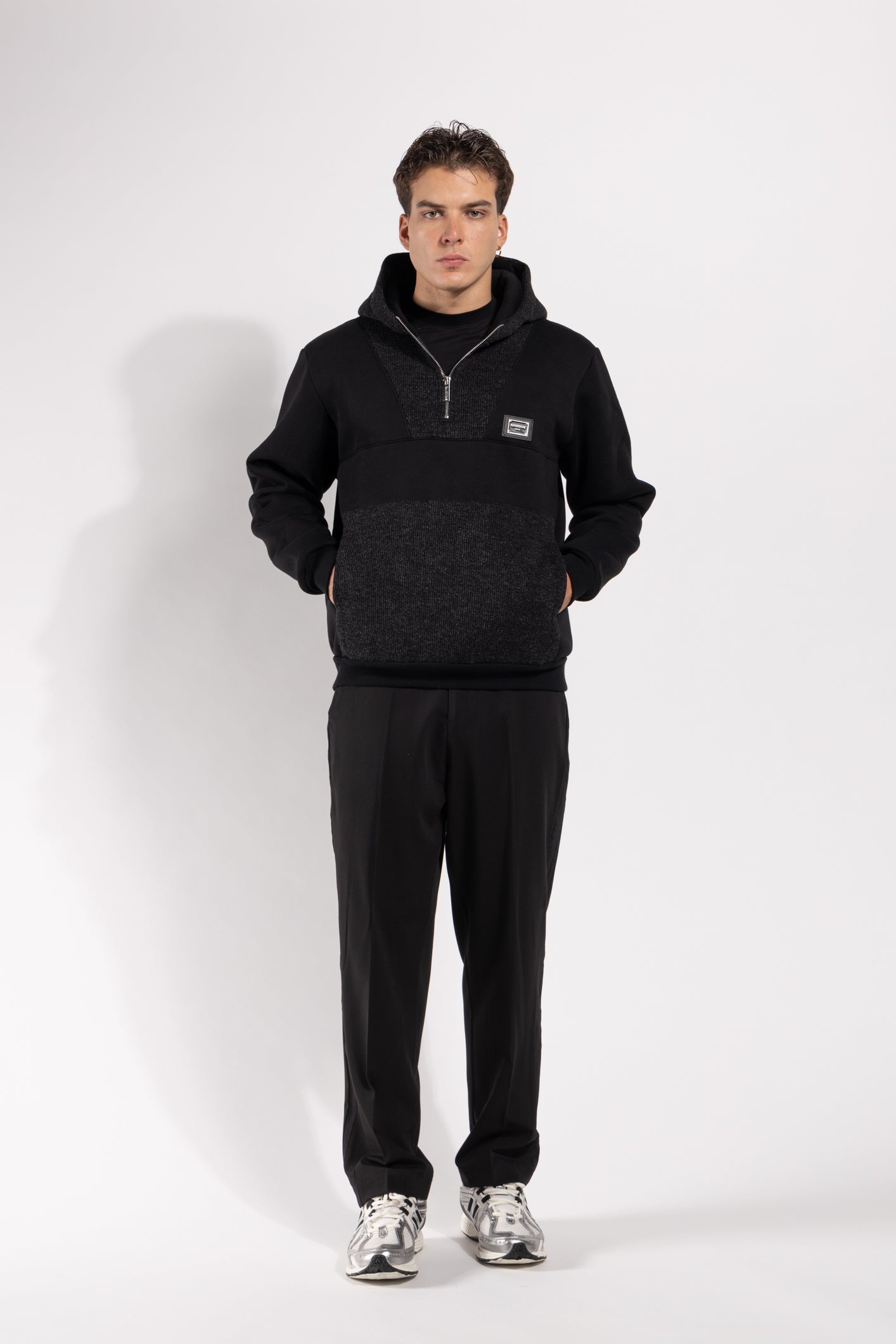 Felpa Gavroche mezza zip con targhetta frontale