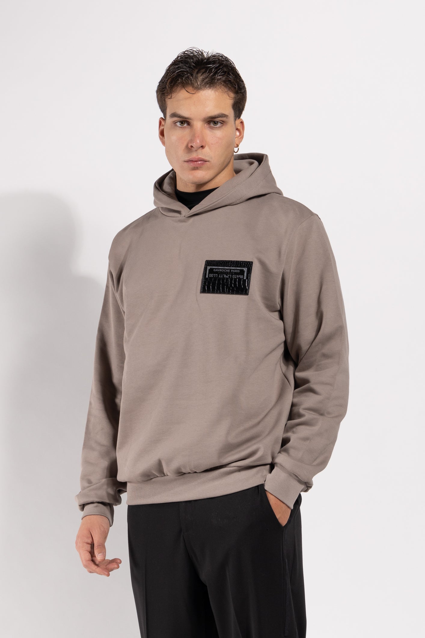 Felpa Gavroche con cappuccio e taschino portacarte