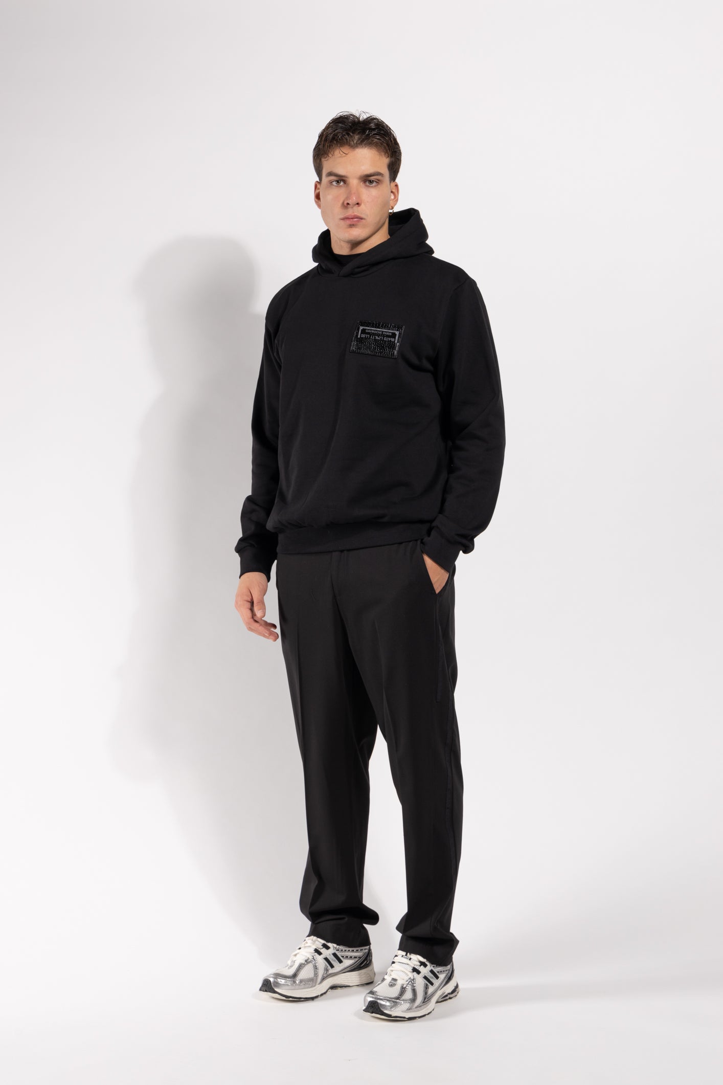 Felpa Gavroche con cappuccio e taschino portacarte