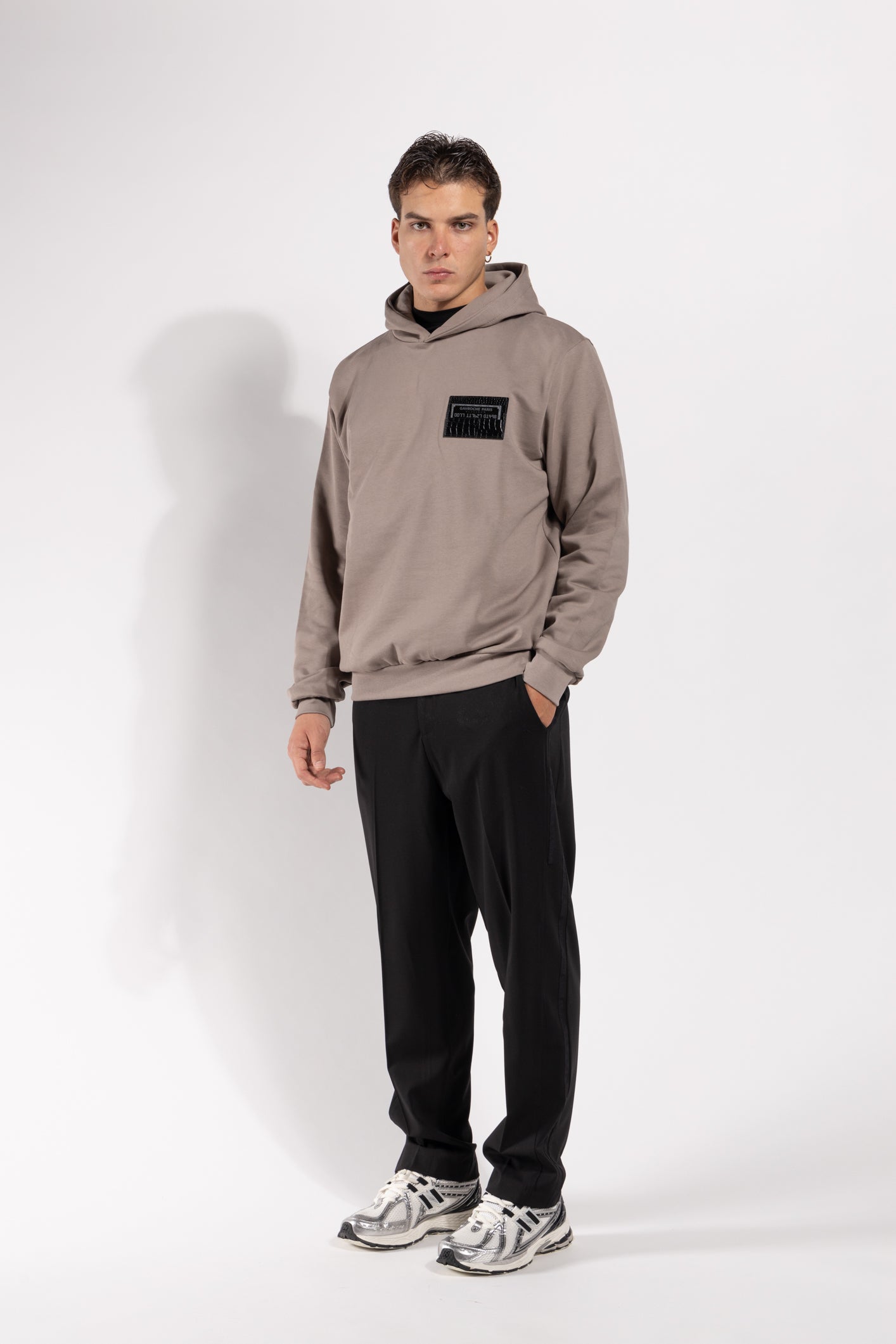 Felpa Gavroche con cappuccio e taschino portacarte