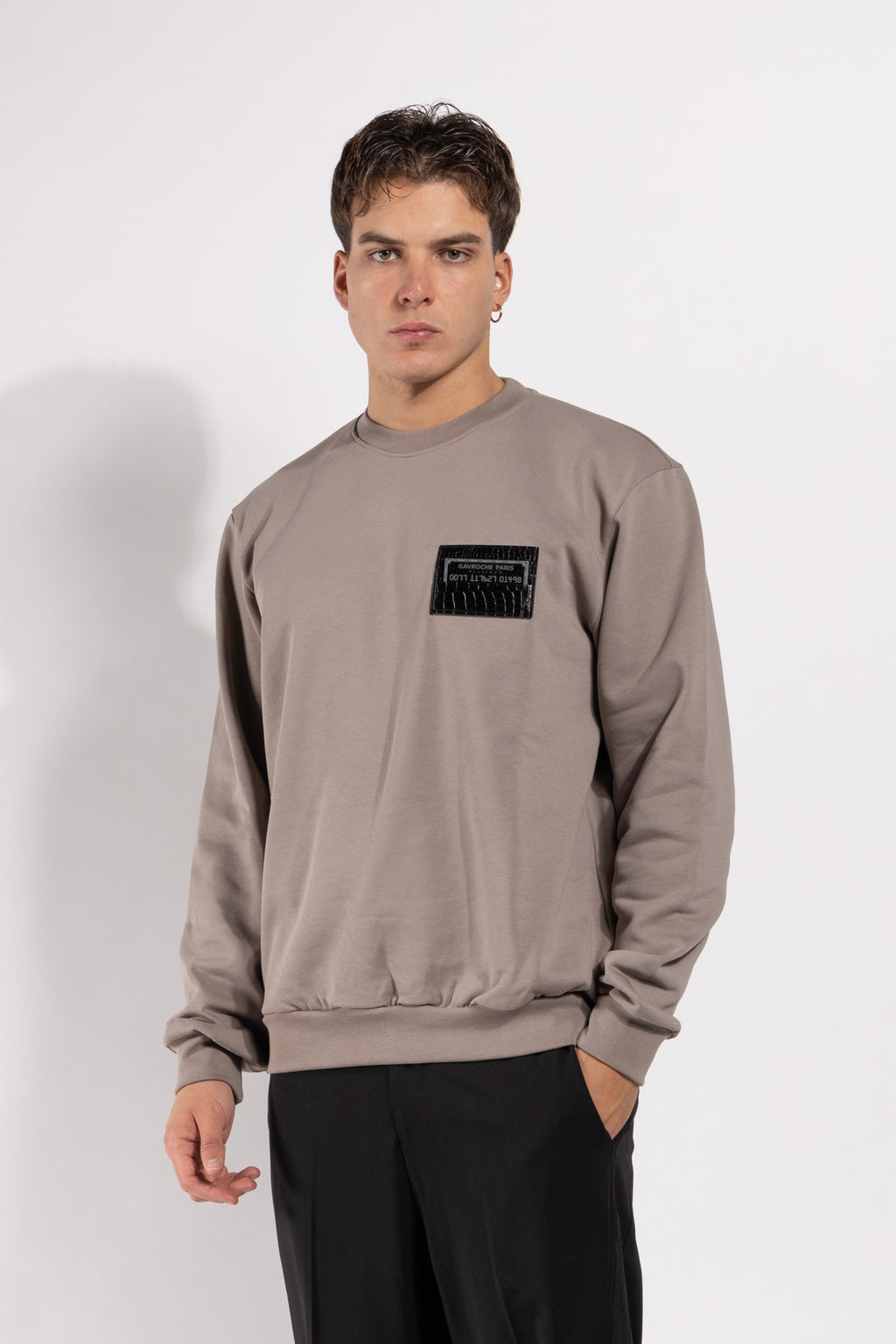 Felpa Gavroche girocollo con taschino portacarte