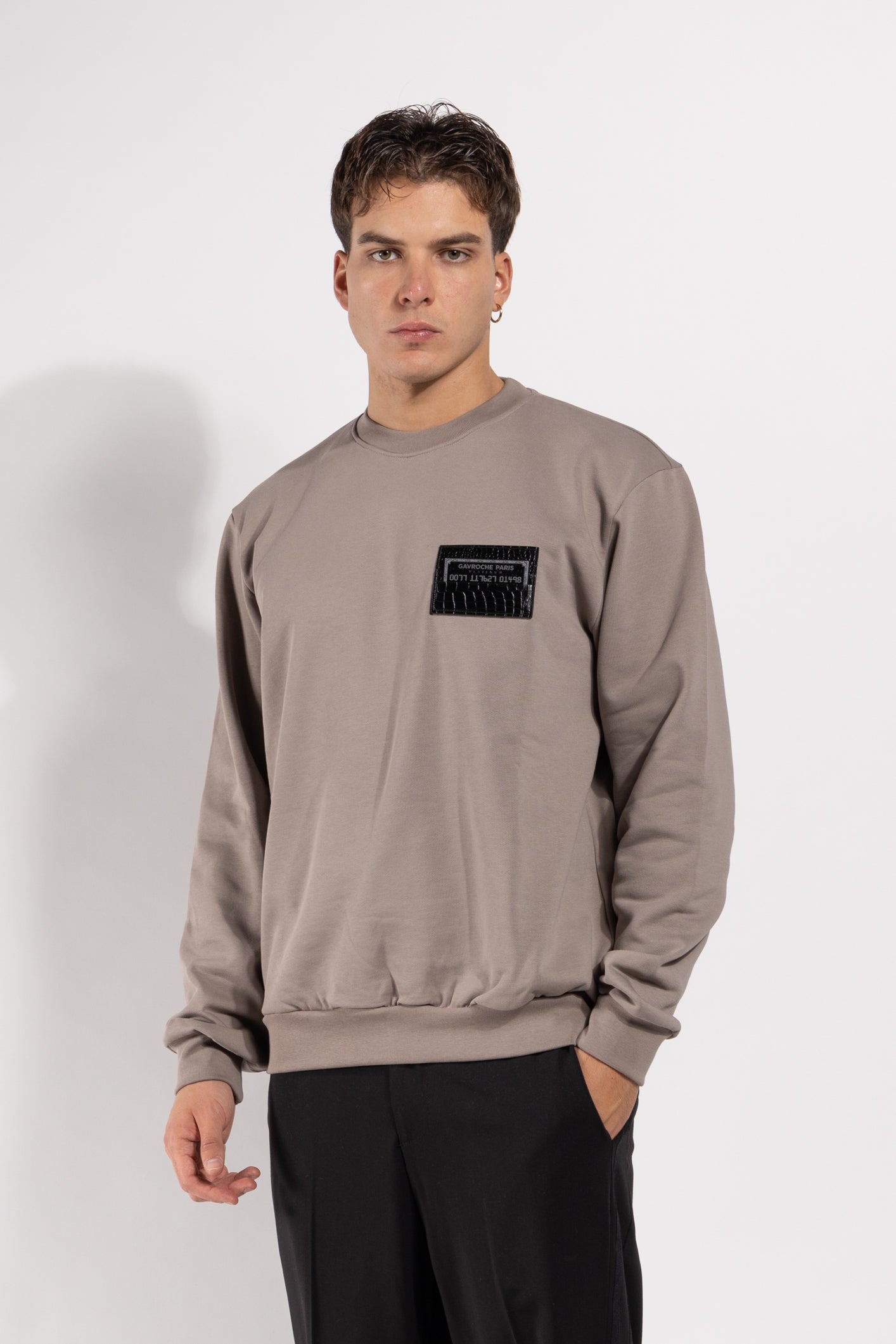 Felpa Gavroche girocollo con taschino portacarte