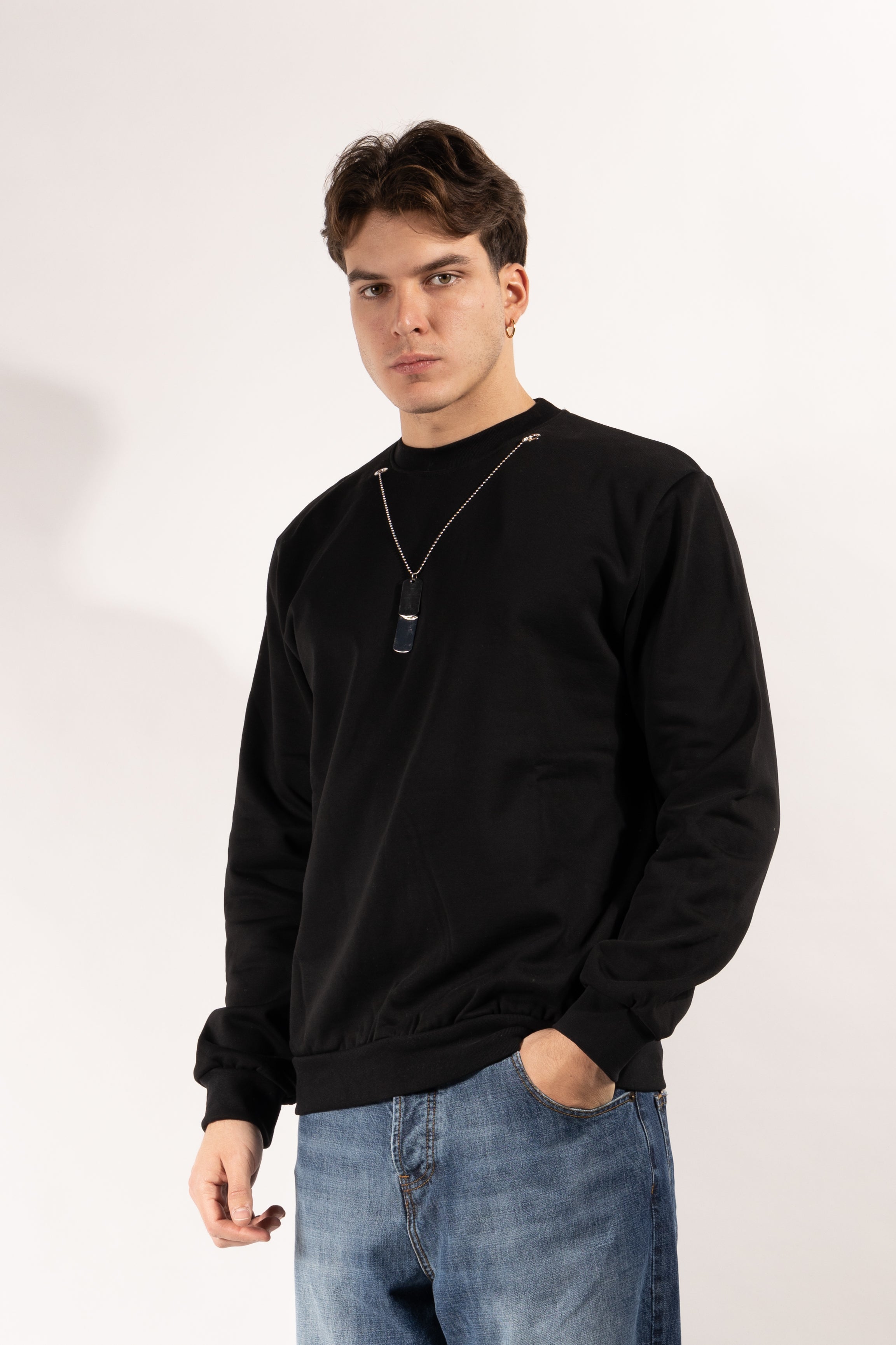 Felpa Gavroche girocollo con catenina metallica