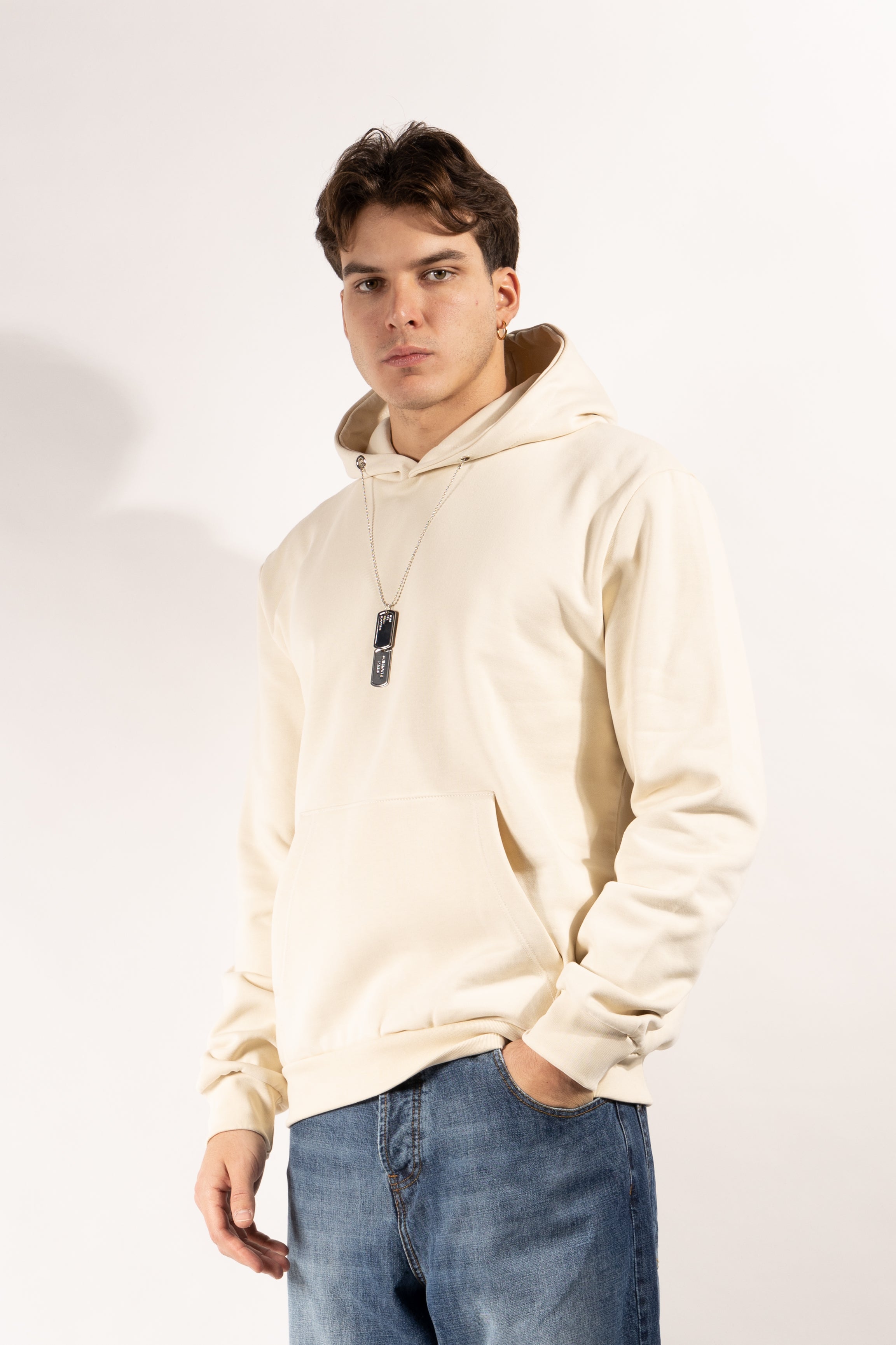 Felpa Gavroche con cappuccio e catenina metallica