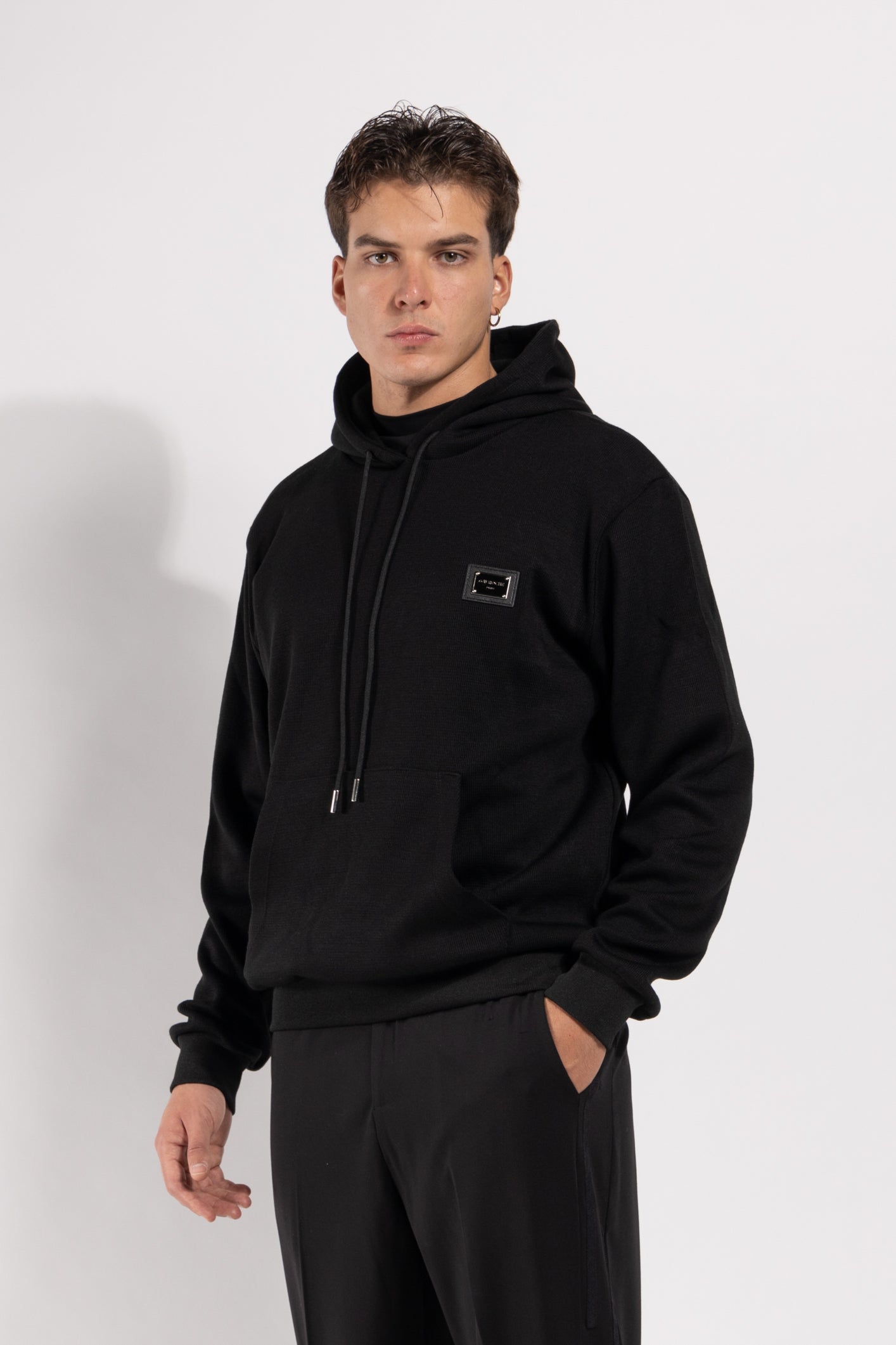 Felpa Gavroche con cappuccio in maglia compatta e placca logata