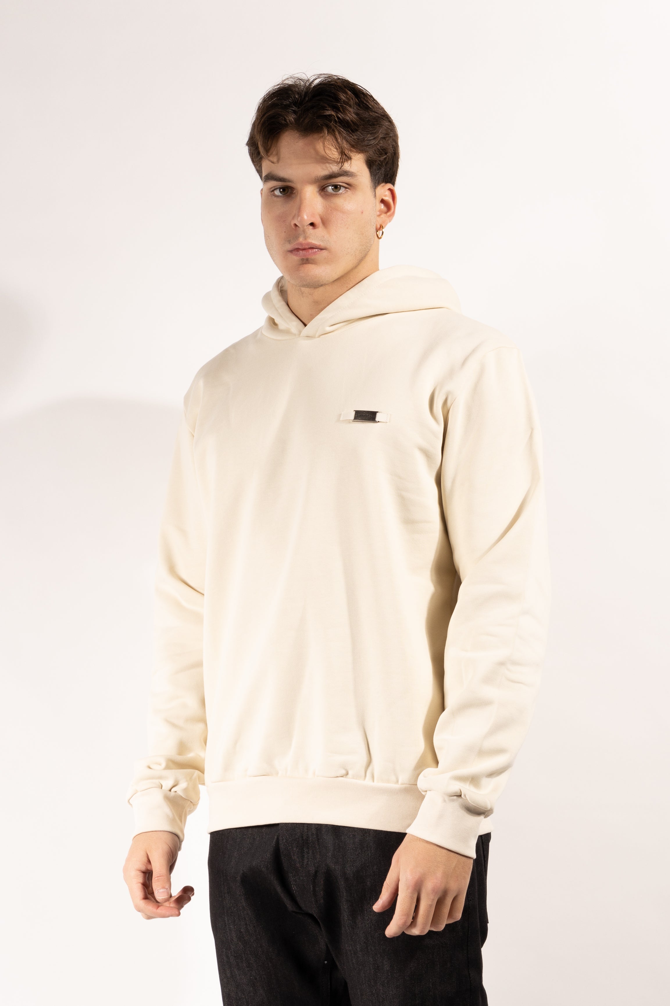 Felpa Gavroche con cappuccio in cotone e targhetta metallica